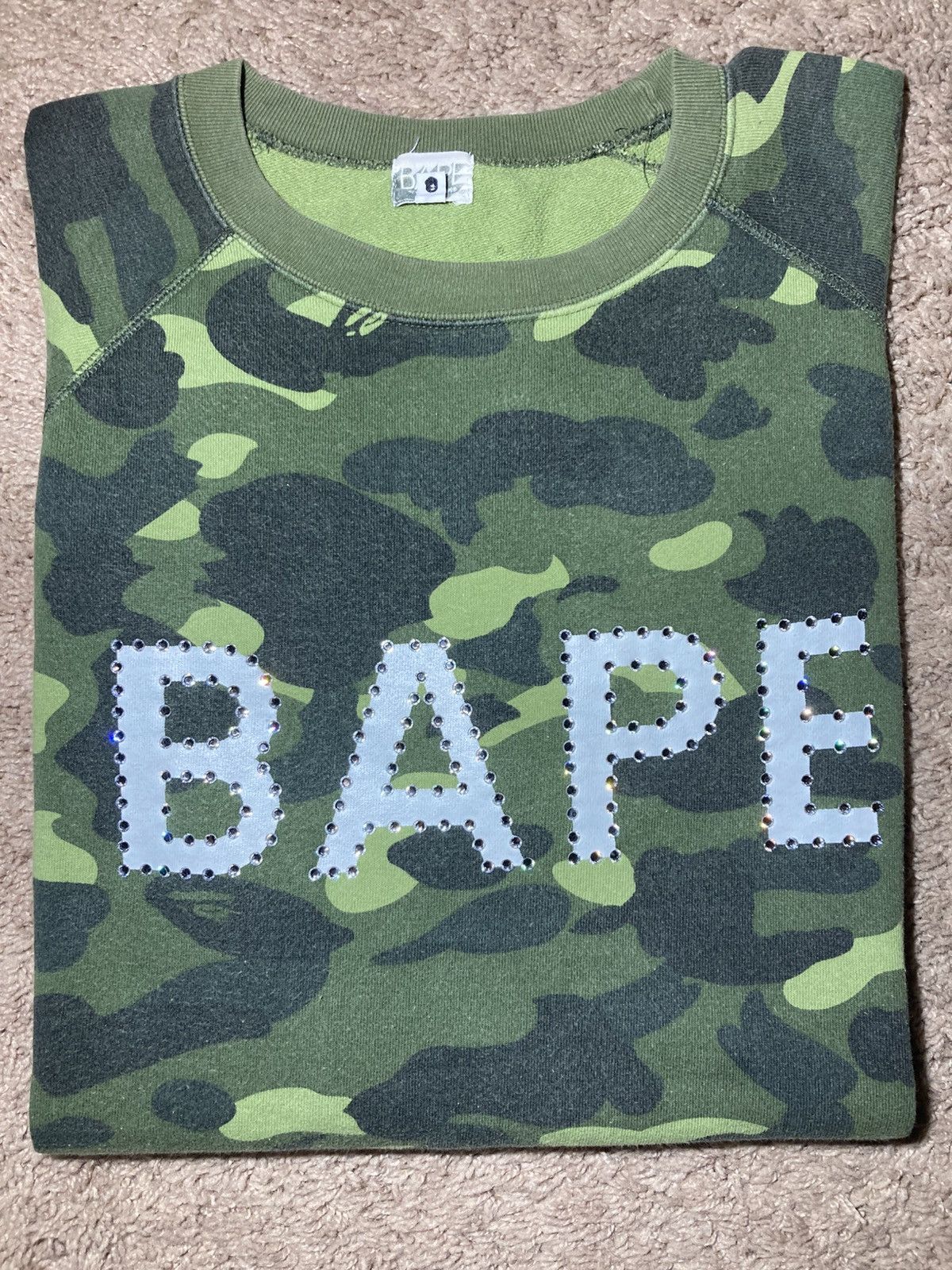 Bape 2008 Bape Swarvoski Crystal Logo Camo Sweater Raglan Size US L / EU 52-54 / 3 - 1 Thumbnail