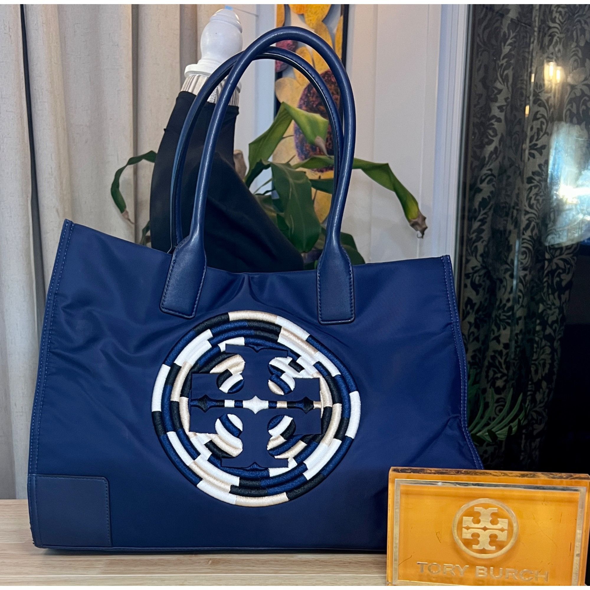 ✺✺ AUTHENTIC TORY BURCH Blue Ella with Stitched Logo ✺✺