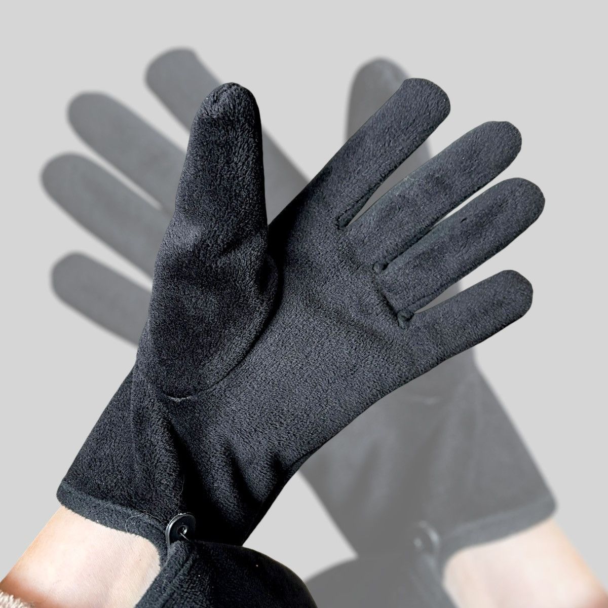 Weatherproof Weatherproof Women’s Faux Fur Fleece Black Gloves Sz L Size ONE SIZE - 4 Thumbnail