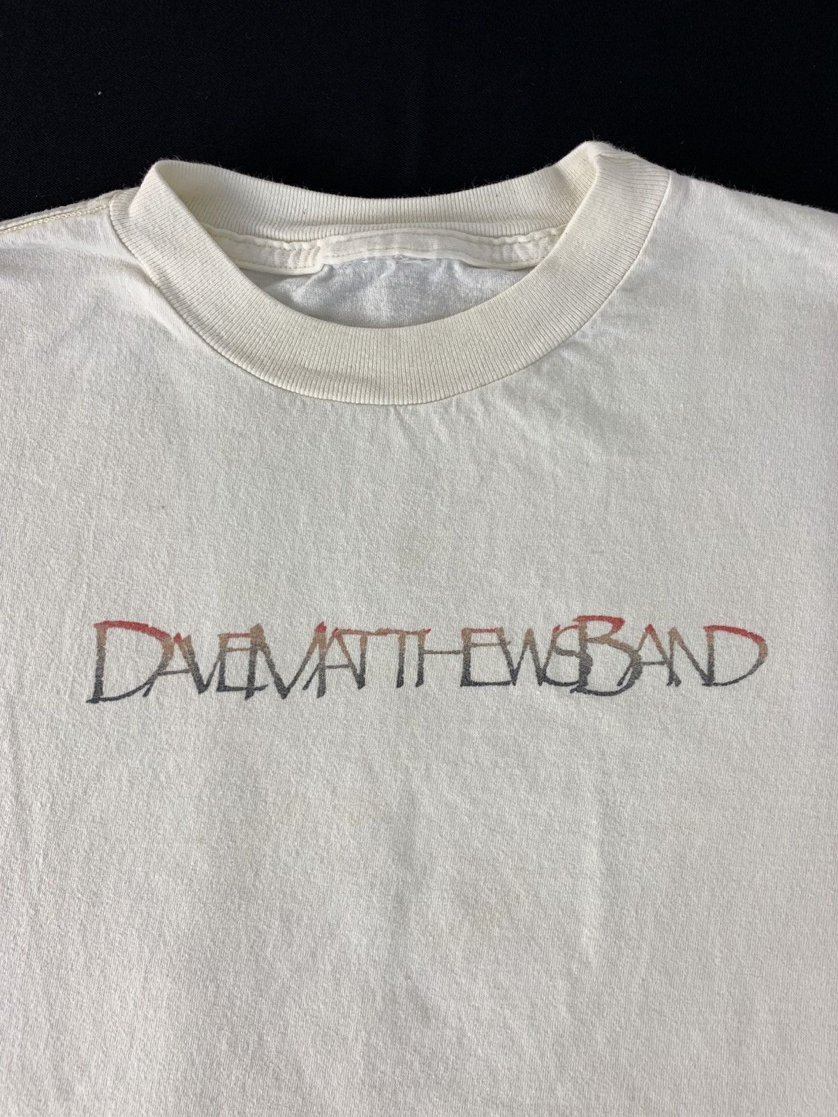 Band Tees Dave Matthew Band Broken Moth Butterfly Graphic Printed Tee Size US L / EU 52-54 / 3 - 4 Thumbnail