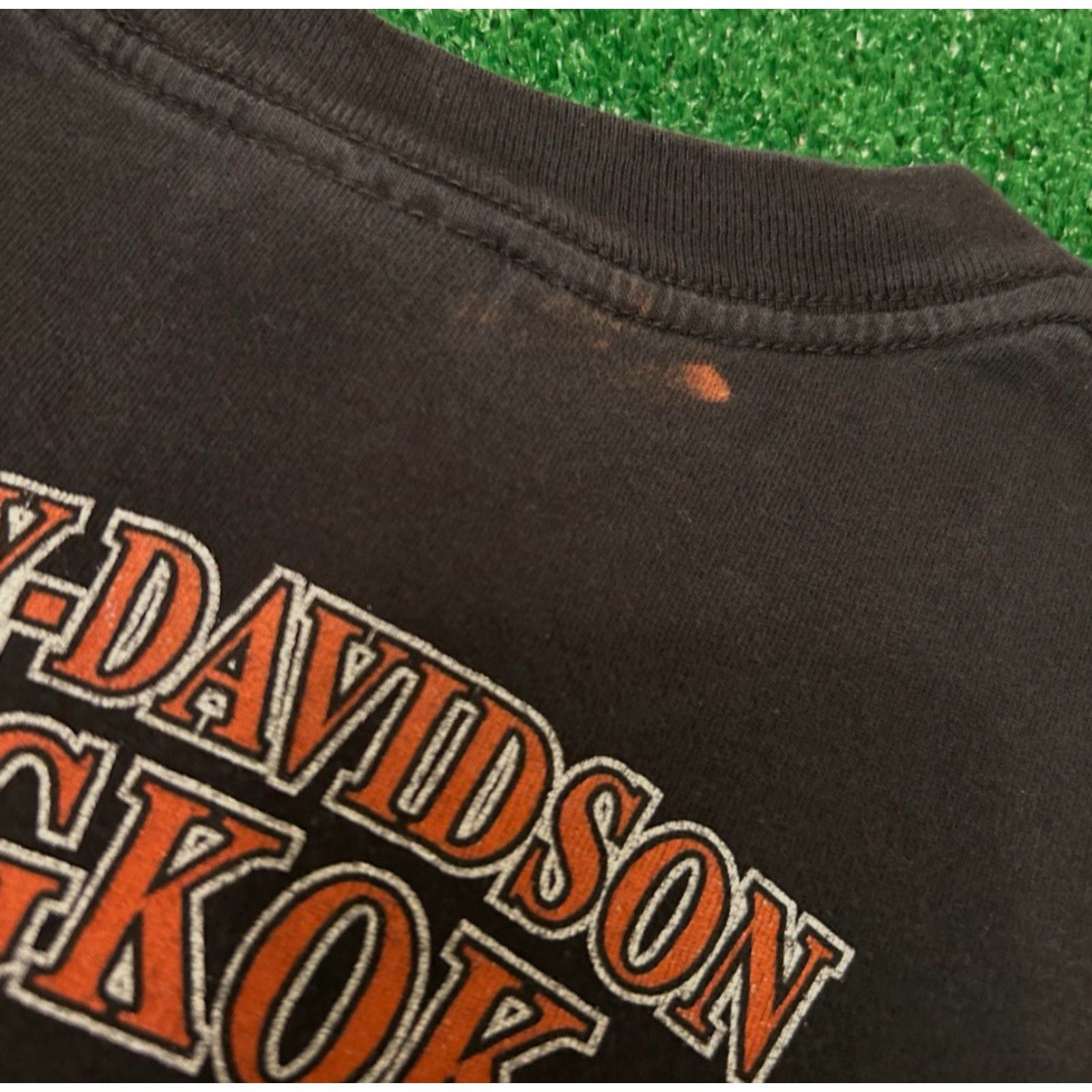 Harley Davidson VINTAGE Harley-Davidson Biker Bangkok Thailand Flag VTG 2008 Shirt Mens XL Black Short Sleeve T-Shirt 90s Grunge Hip Hop Motorcycle Punk Y2K Logo Mens Size US XL / EU 56 / 4 - 4 Thumbnail