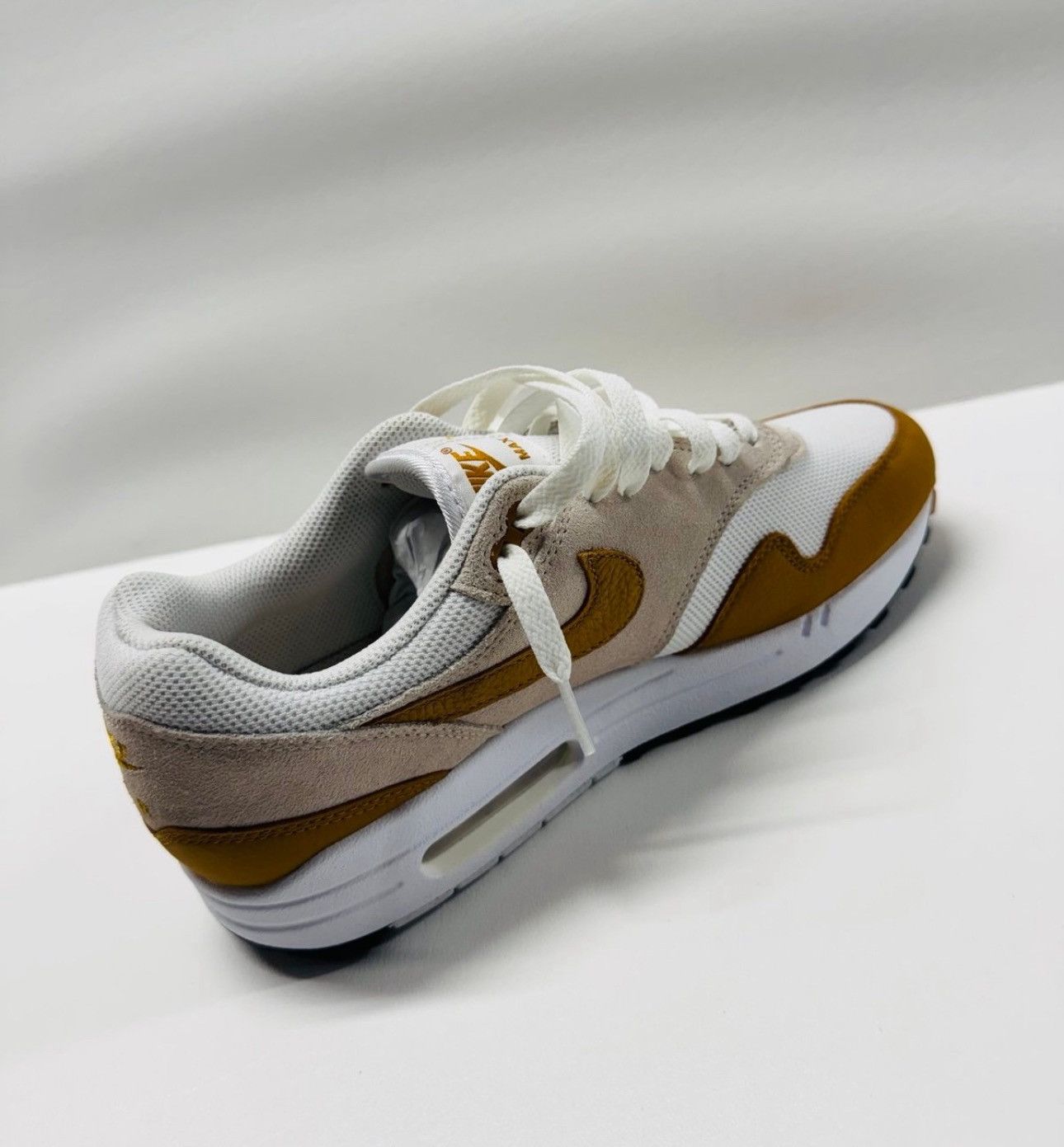 Nike Nike Air Max 1 SC Orewood Brown Bronze White Size US 9 / EU 42 - 2 Thumbnail