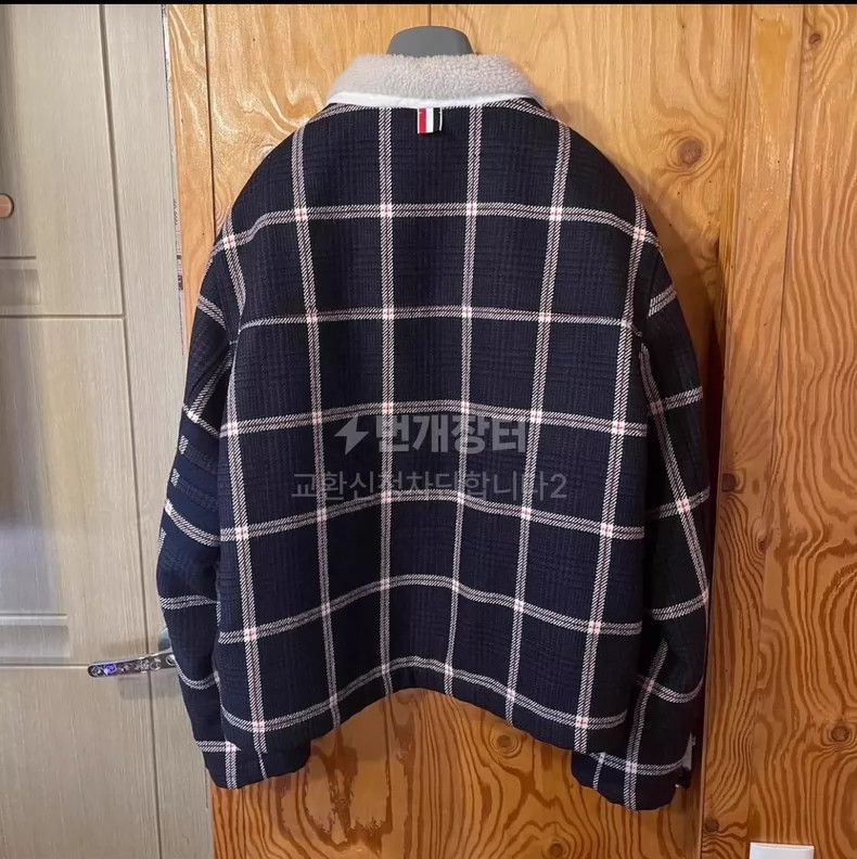 Thom Browne Thom Browne A one-piece coat Size US XL / EU 56 / 4 - 2 Thumbnail