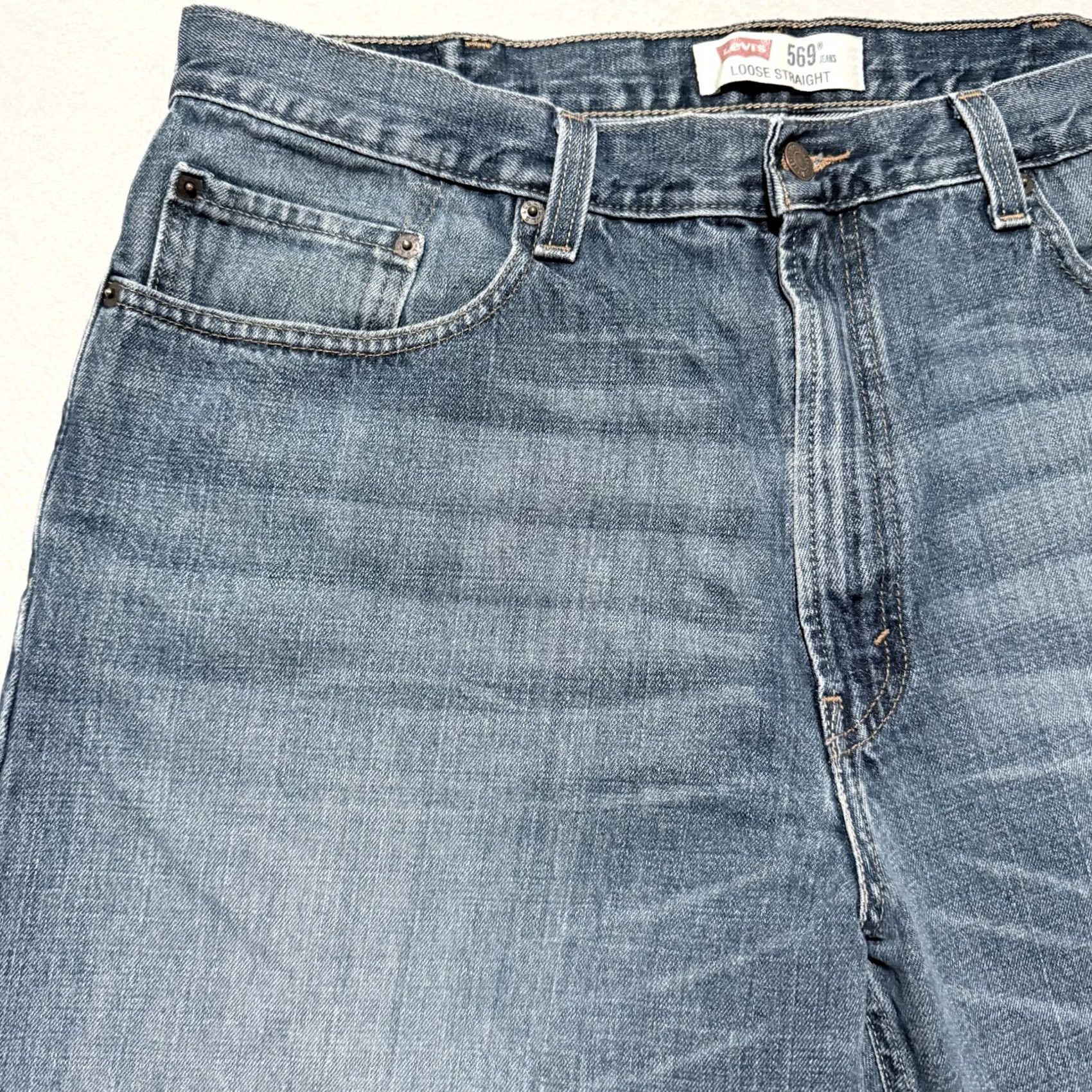 Levi's Levi's 569 Jeans Men Blue Distressed Zip-Fly Straight-Leg 38x32 Size US 38 / EU 54 - 2 Thumbnail