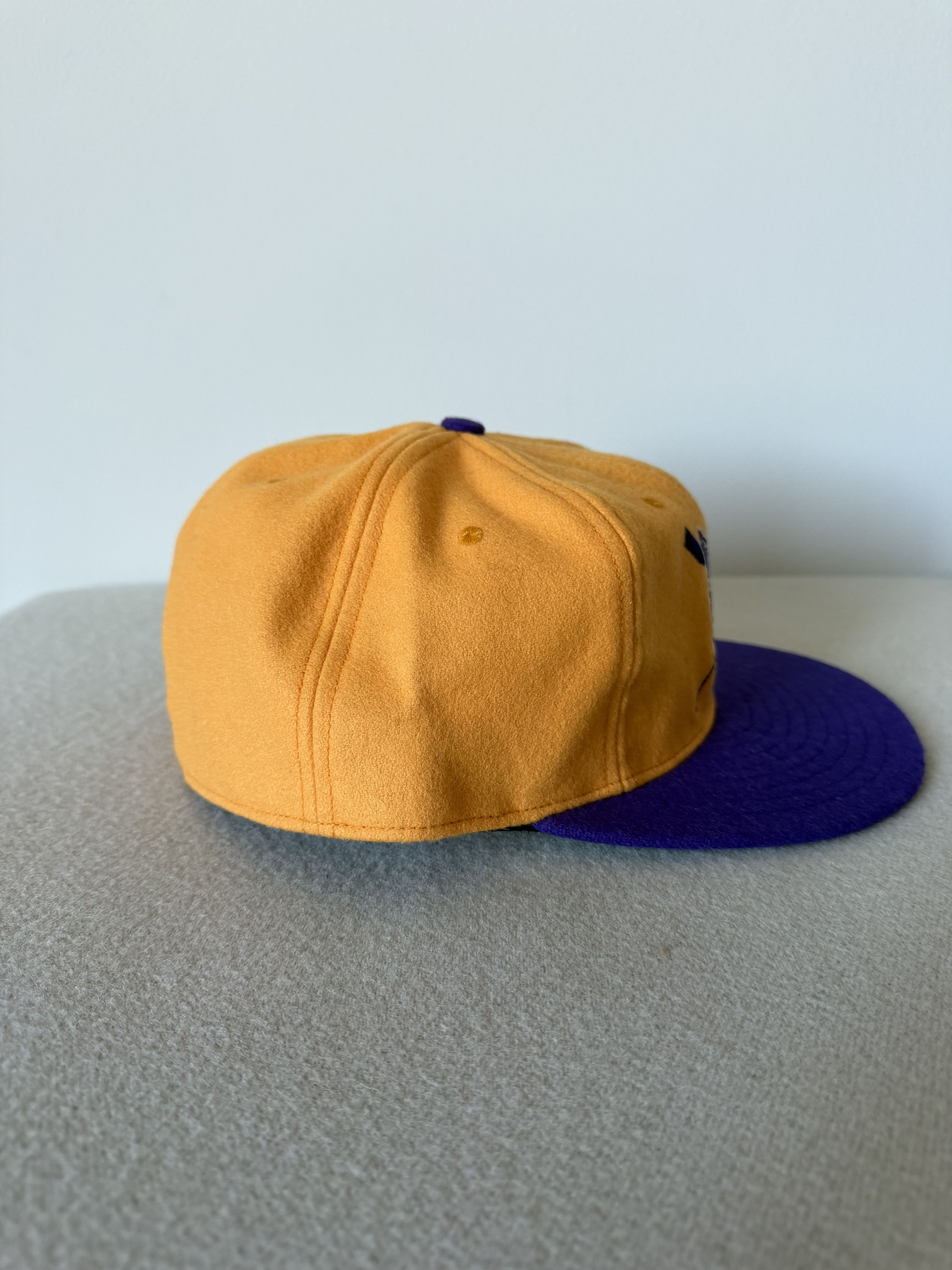 Ebbets Field Flannels 7 7/8 Ebbets University Washington 1936 Rowing Team Hat Size ONE SIZE - 3 Thumbnail
