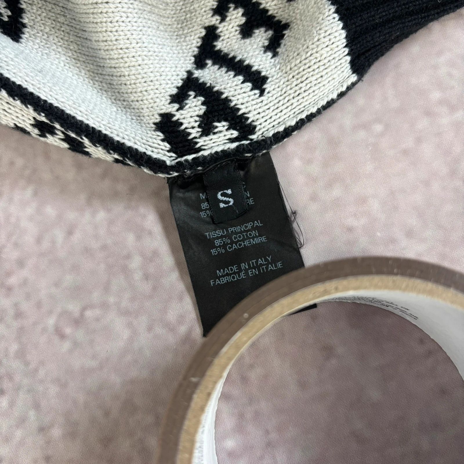 Vetements Vetements monogram logo cardigan Size US S / EU 44-46 / 1 - 6 Thumbnail