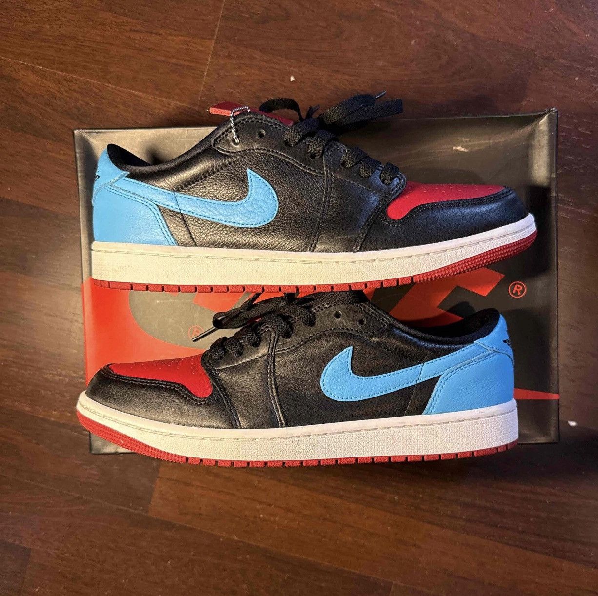 Jordan Brand WMNS Jordan 1 Retro Low OG NC to Chi CZ0775-046 Black 2023 Size US 11 / IT 41 - 1 Thumbnail