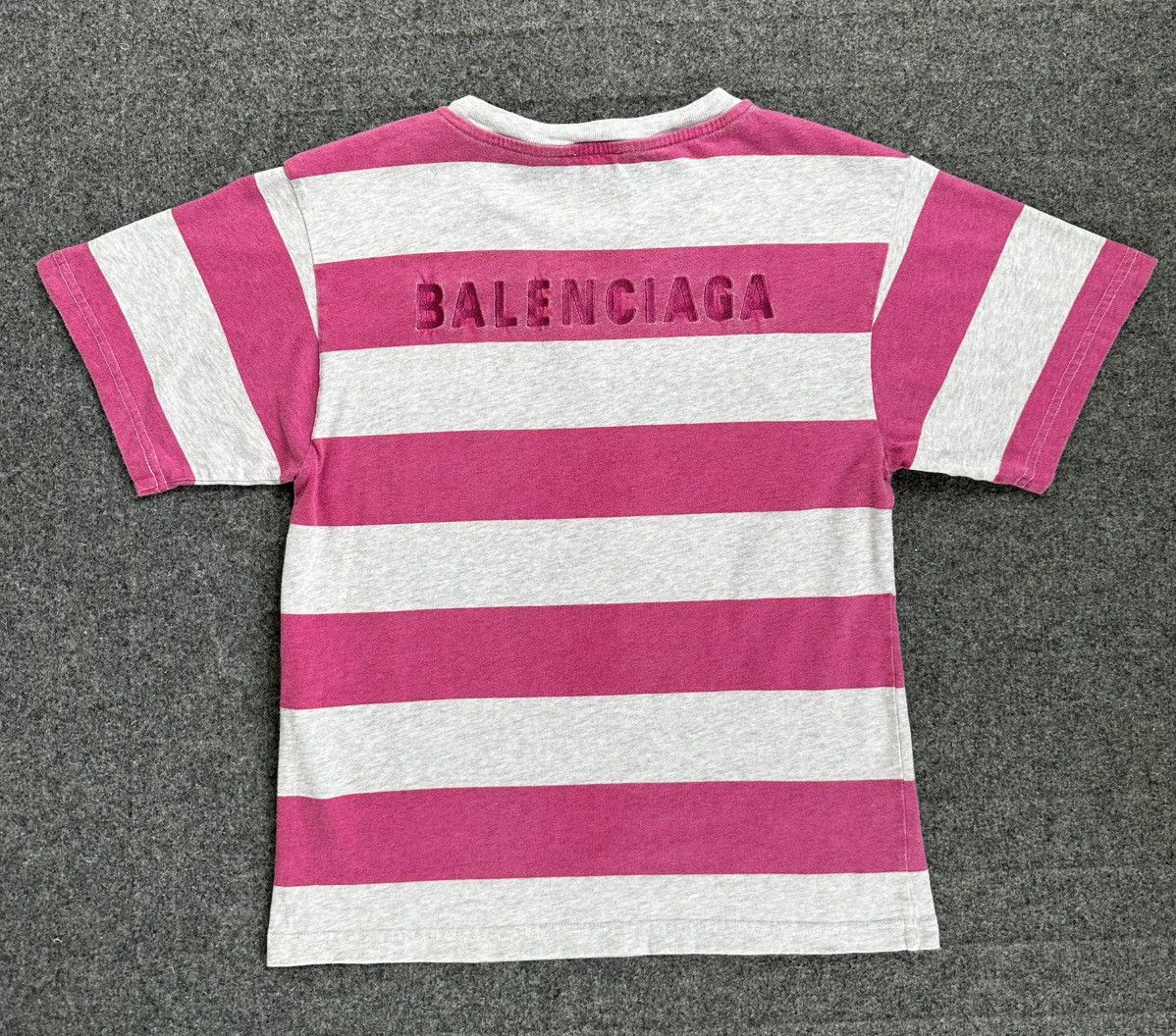 Balenciaga Balenciaga - 2018 Stripped Embroidered Logo T-Shirt Size S / US 4 / IT 40 - 2 Thumbnail