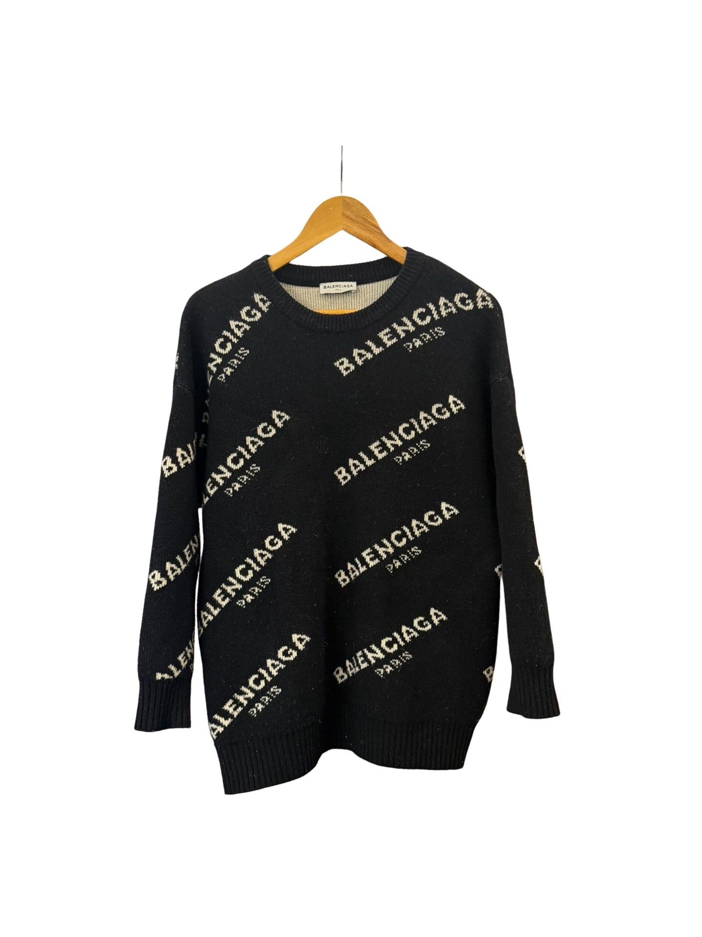 Balenciaga Balenciaga All Over Logo Knit Sweater Size 34 Size XXS / US 00 / IT 34 - 1 Thumbnail