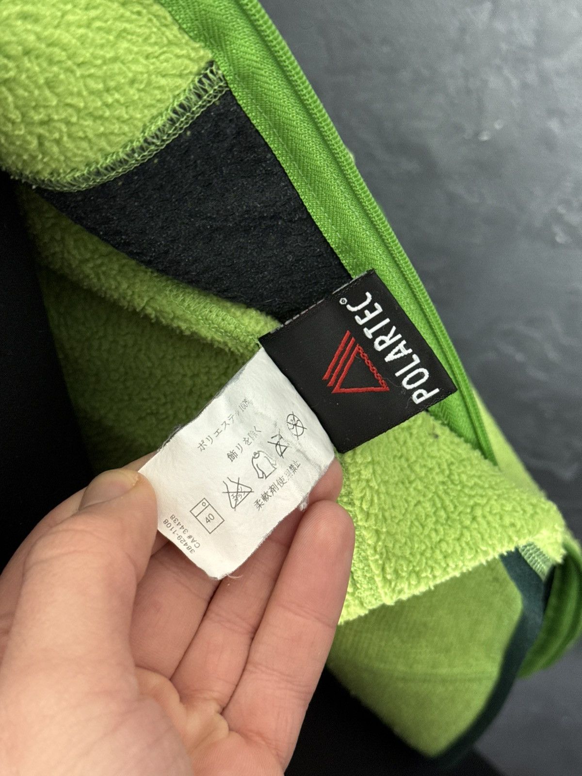 Arc'teryx Vintage Arcteryx Polartec Fleece Jacket Full Zip Hoodie SizM Size M / US 6-8 / IT 42-44 - 7 Thumbnail