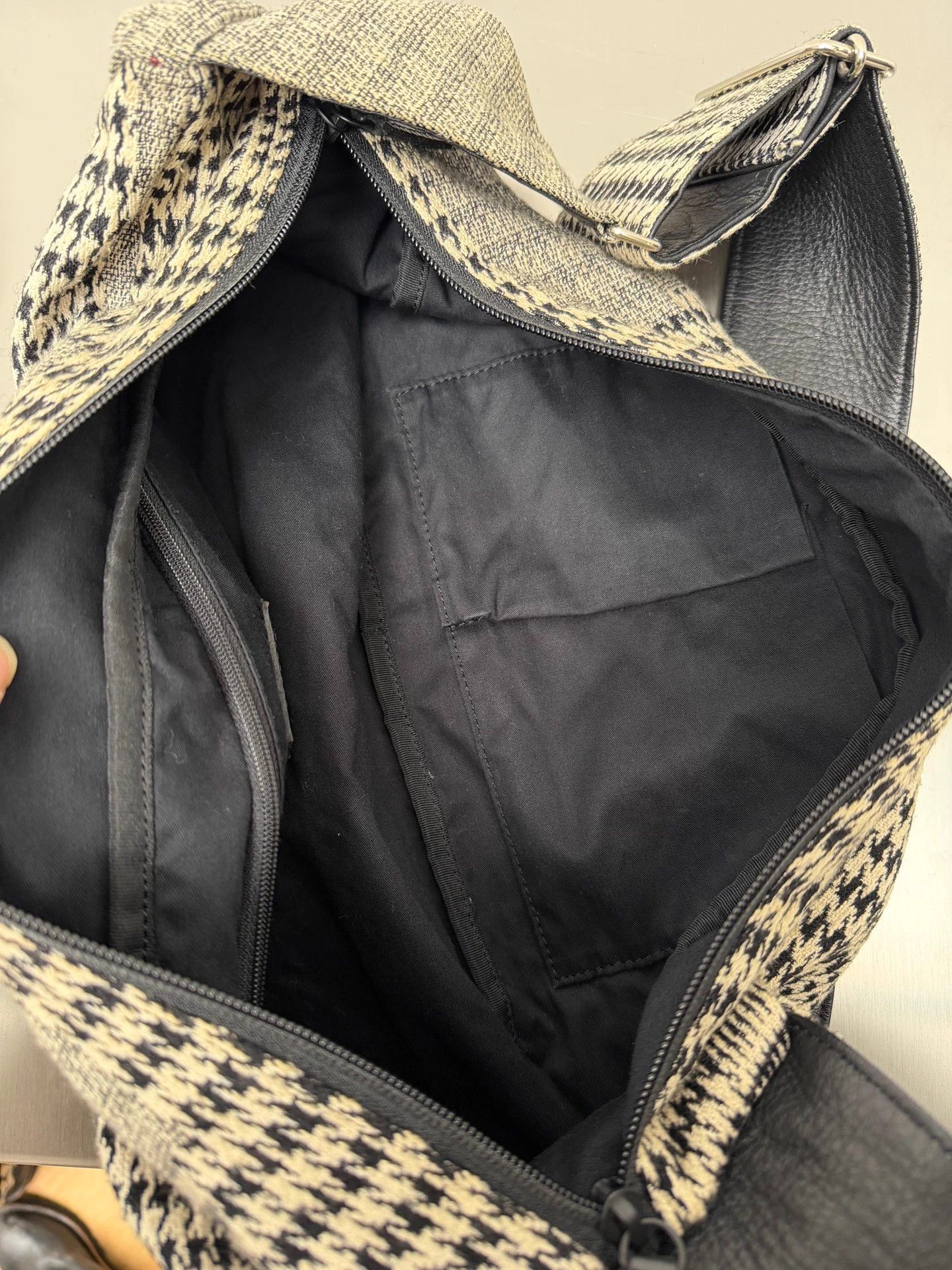 Yohji Yamamoto Yohji Yamamoto Y's Houndstooth Plaid Dumpling Bag Size ONE SIZE - 5 Thumbnail