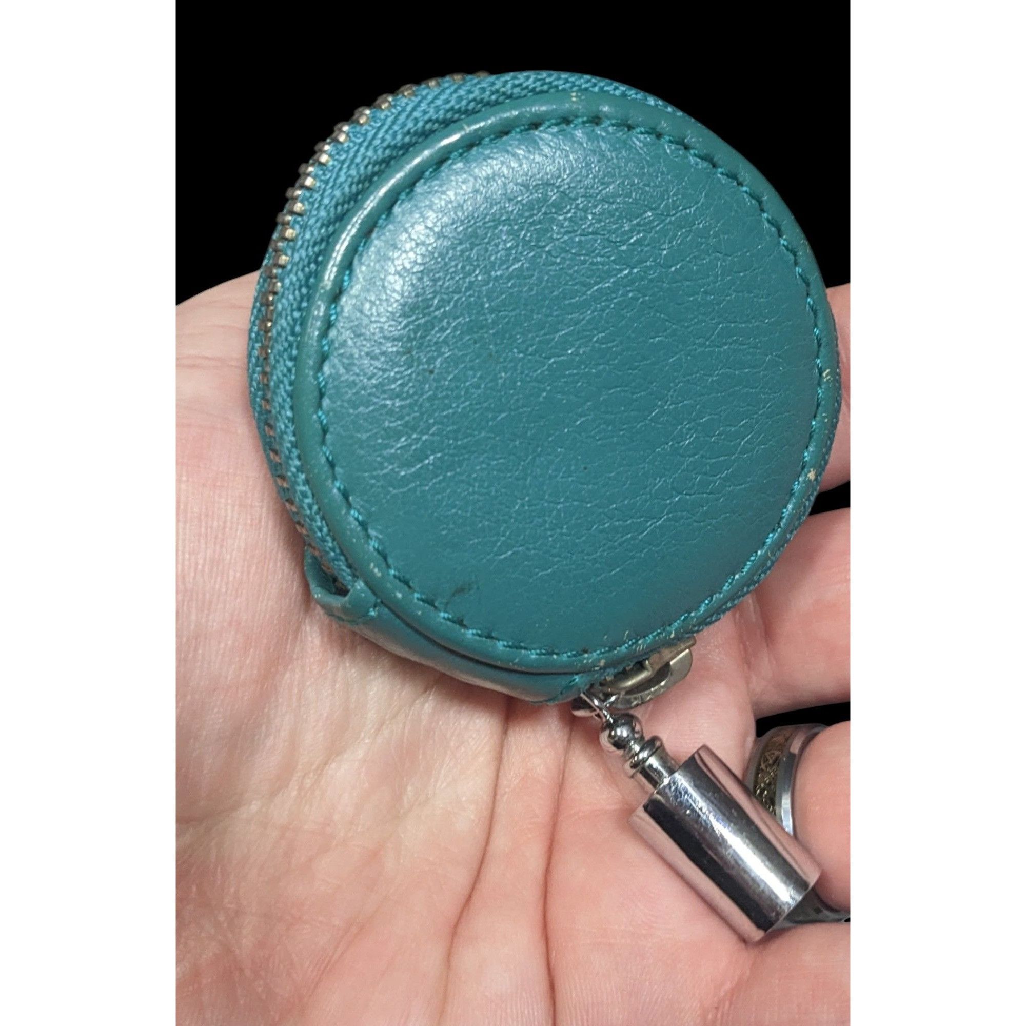 Other Vintage Penhaligon's Of London Round Blue Zipper Coin Purse Size ONE SIZE - 4 Thumbnail