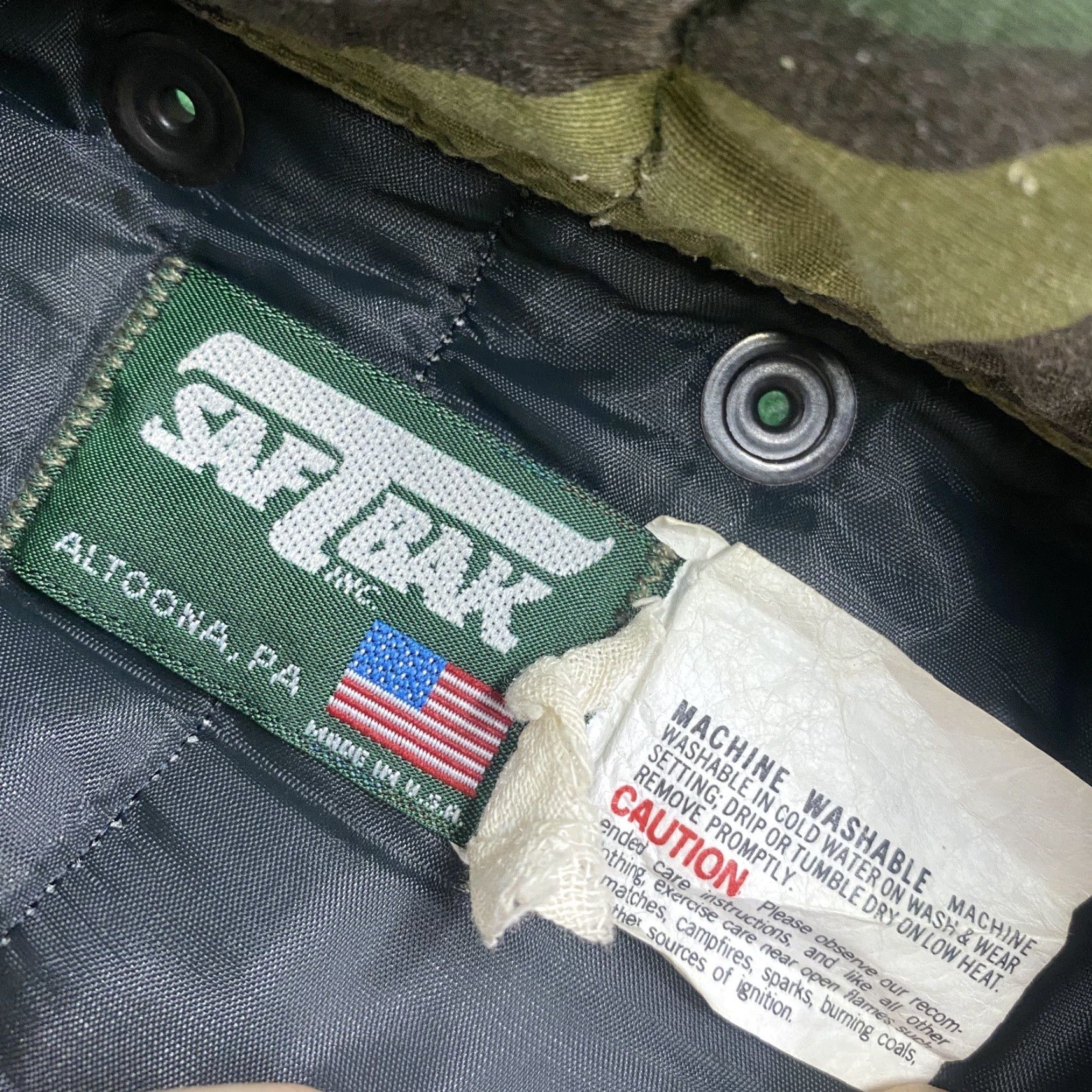 SafTbak VINTAGE SafTbak Jacket Camouflage 3-in-1 Insulated Lined Zip 80s Army Outdoor Hunting Coat Mens L Brown Size US L / EU 52-54 / 3 - 4 Thumbnail