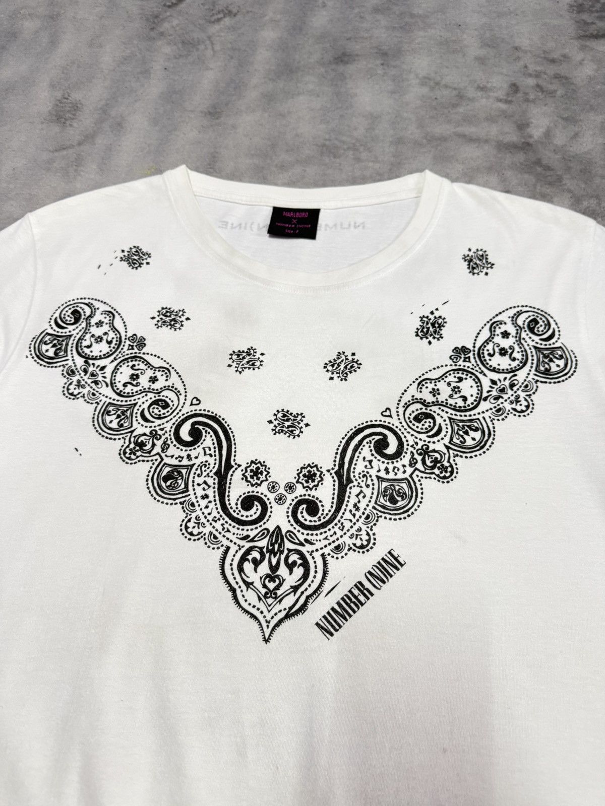 Marlboro × Number (N)ine Number Nine X Marlboro Paisley V Shape Boxy Tshirt Size US M / EU 48-50 / 2 - 5 Thumbnail