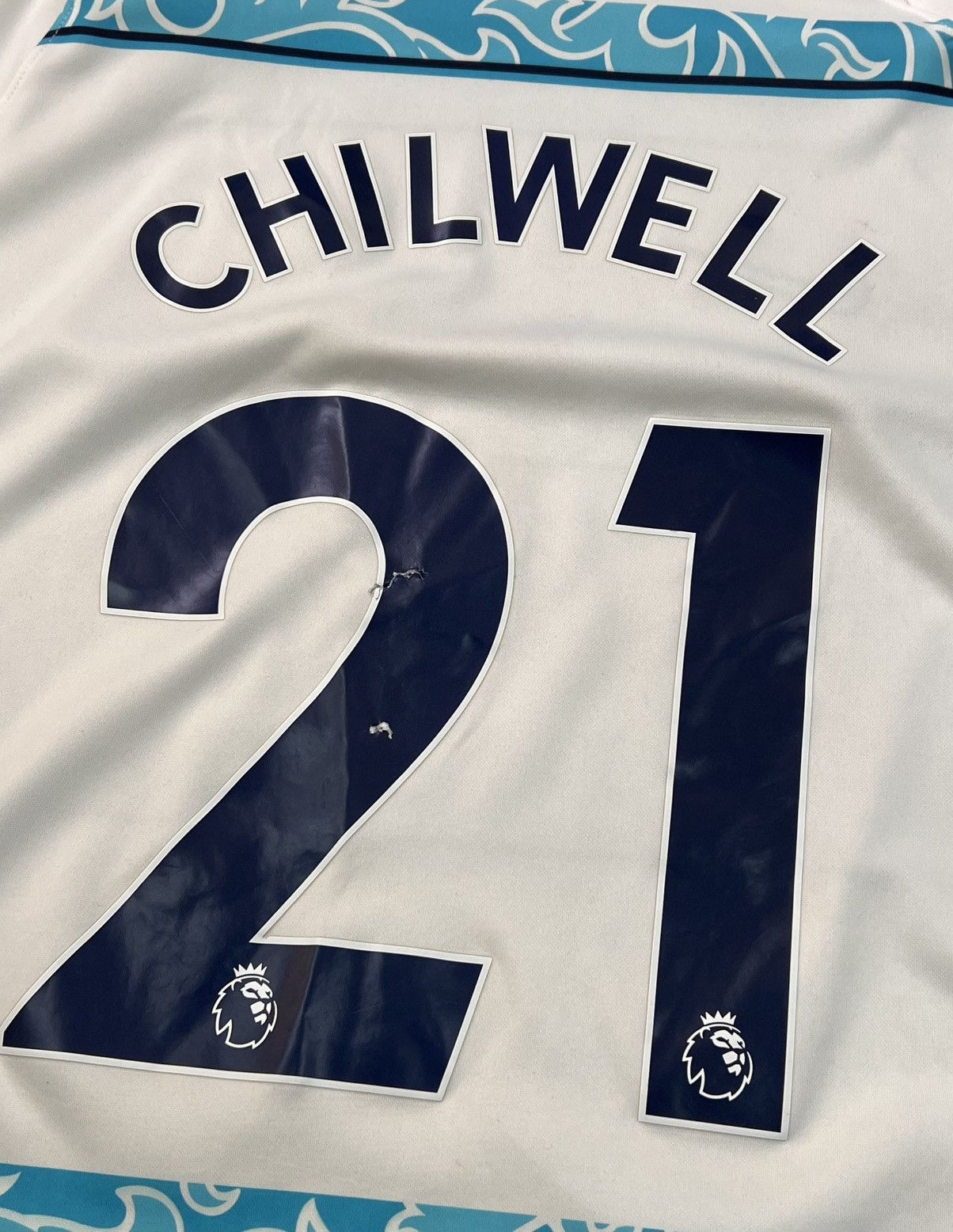 Chelsea Soccer Chelsea London 2022/23 Away #21 Ben Chilwell Soccer Jersey Size US L / EU 52-54 / 3 - 5 Thumbnail