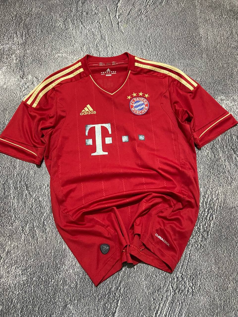 Adidas Adidas Bayern Munchen 2011 jersey Size US S / EU 44-46 / 1 - 1 Thumbnail