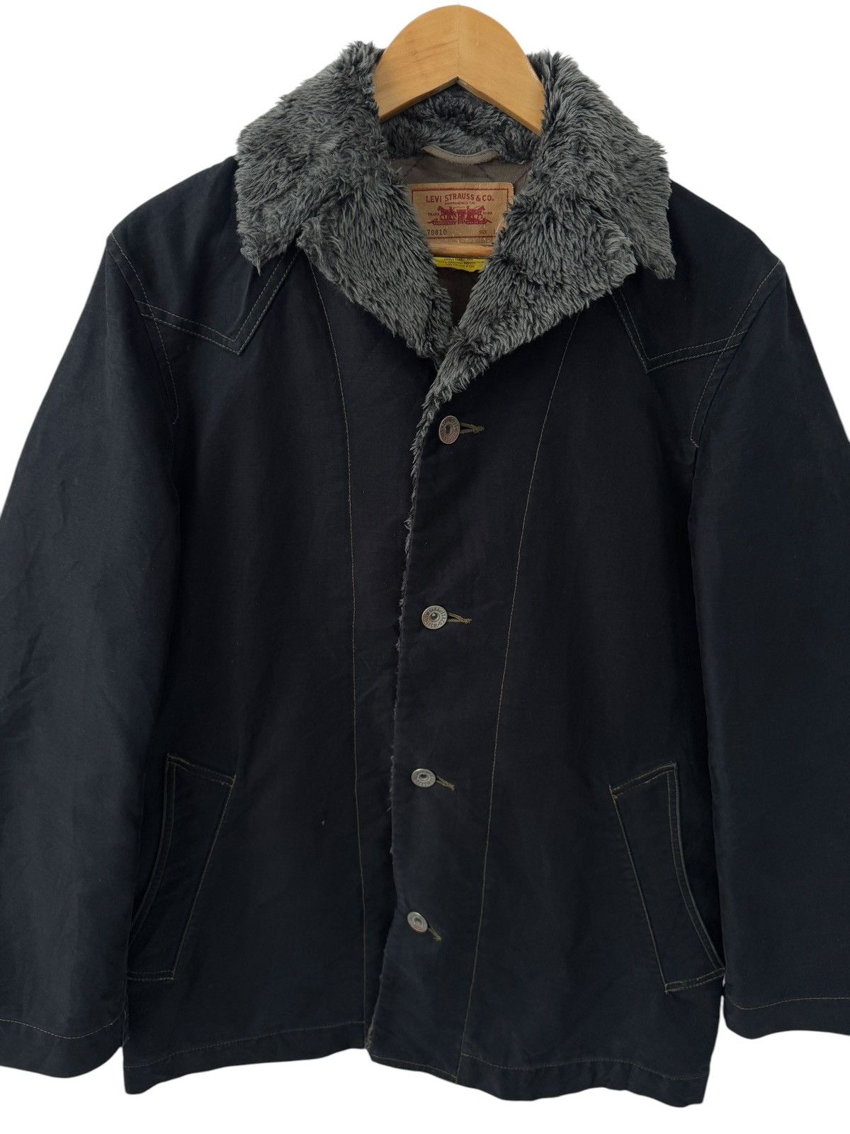 Levi's Vintage Levi's Fur Collar Button Up Jacket Size US L / EU 52-54 / 3 - 2 Thumbnail