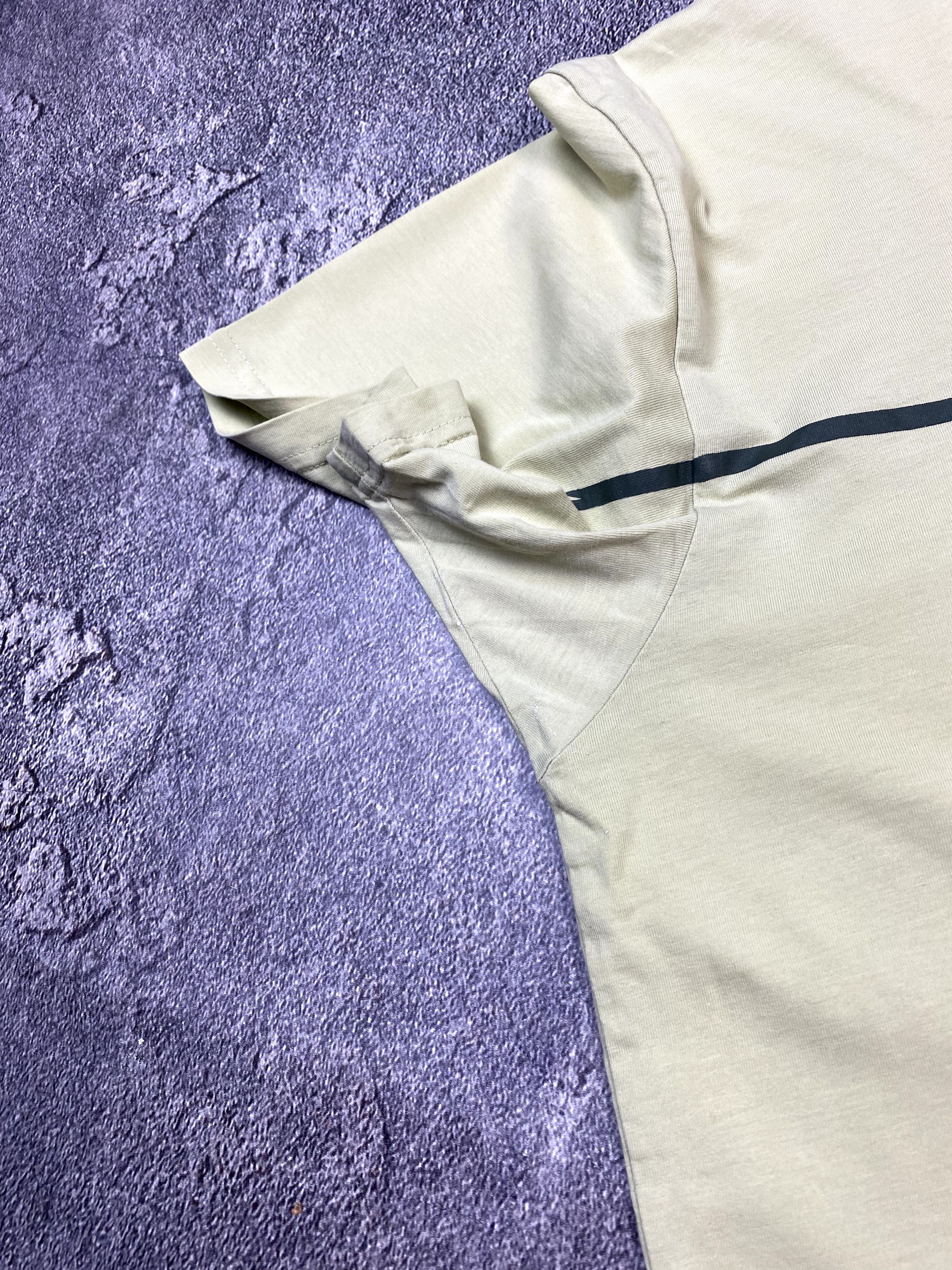 Diesel Vintage 00s Diesel Olive T-shirt Y2K Streetwear Size US XL / EU 56 / 4 - 8 Thumbnail