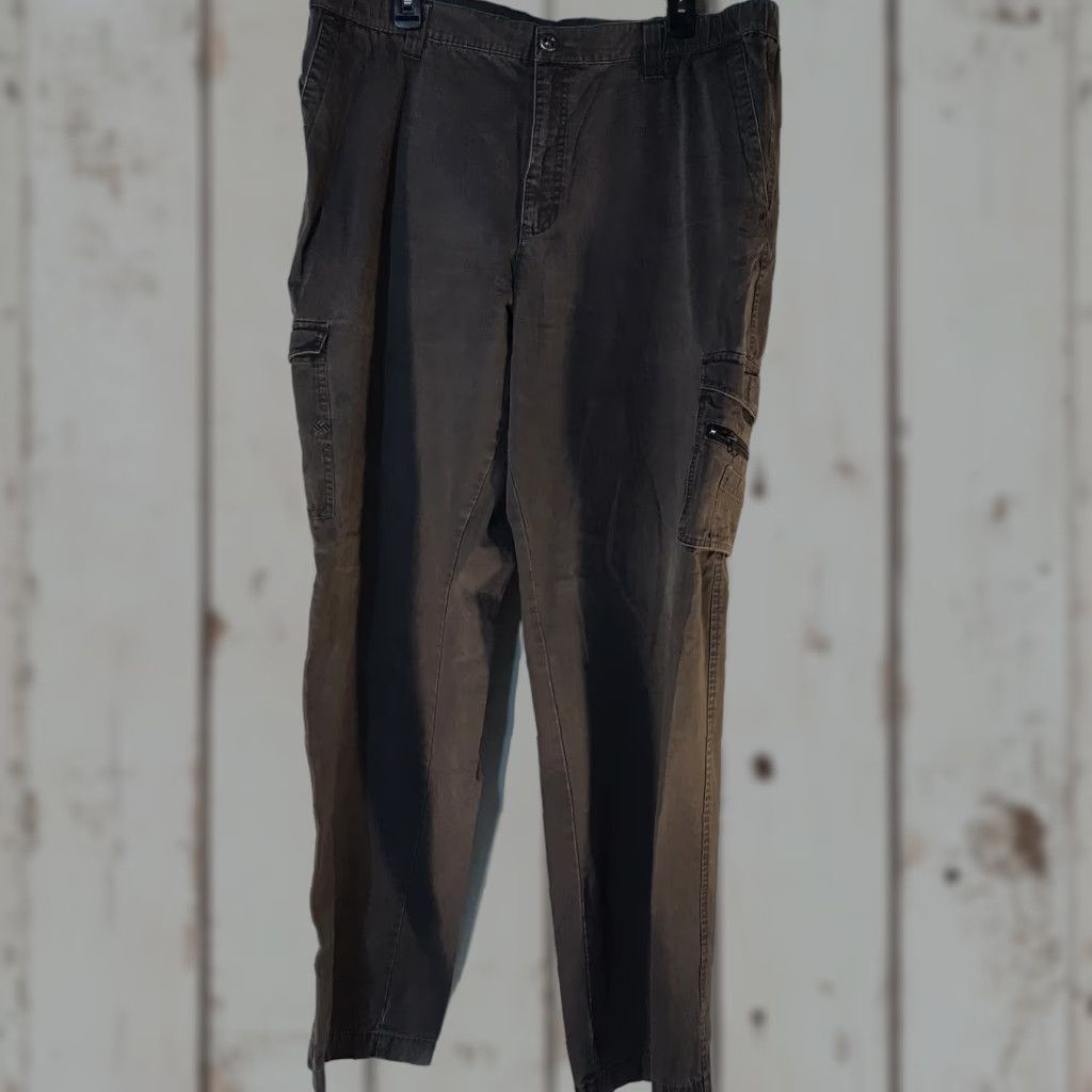 Vintage VINTAGE Columbia Sportswear Cargo Pants Men XL Gray Cotton Casual Workwear Outdoor 100% Cotton Size US 36 / EU 52 - 1 Thumbnail