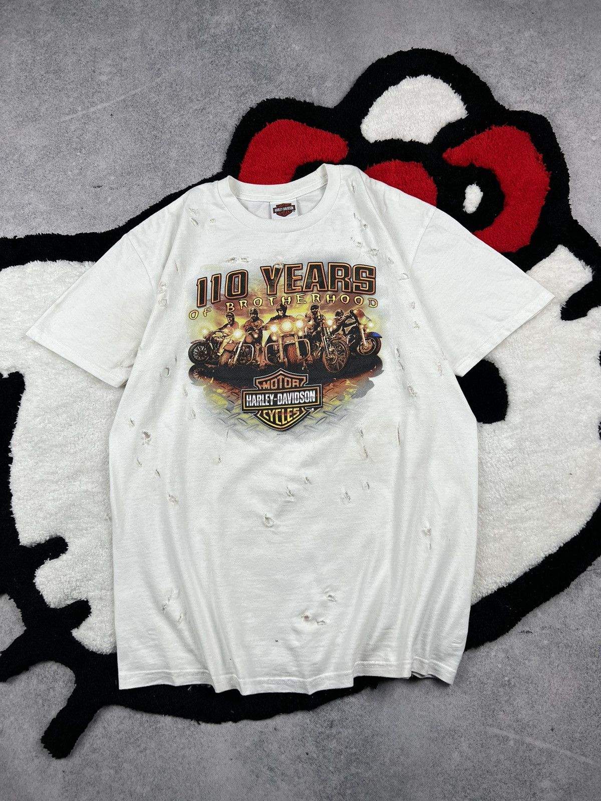 Harley Davidson Harley Davidson 100 Years Trashed Motorcycle Y2K Tee Size US L / EU 52-54 / 3 - 1 Thumbnail