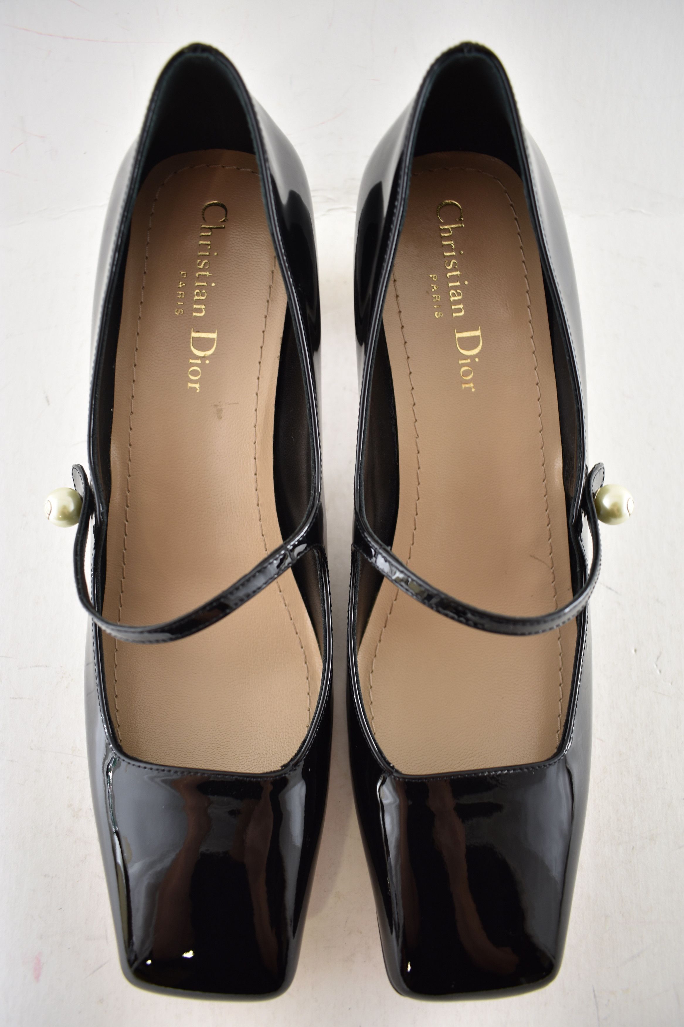 Dior Dior Jolie Patent Maryjane Pearl Strap Heel Pump 39.5 Size US 9.5 / IT 39.5 - 13 Thumbnail