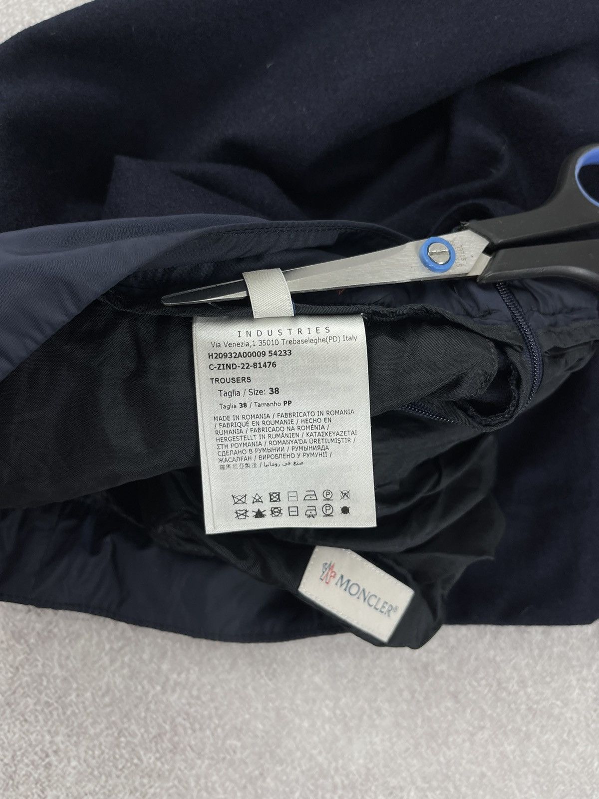 Moncler Women’s Moncler Wool Dress Trousers Pants Size 38 Size 26" / US 2 / IT 38 - 12 Thumbnail
