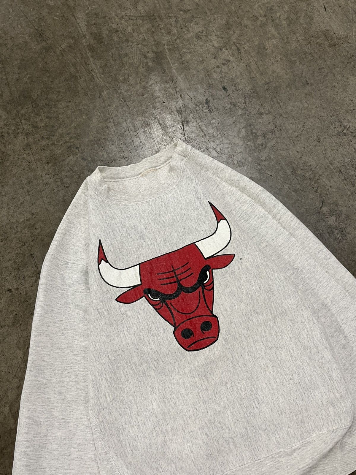 Vintage Chicago bulls vintage 90s heavy weight boxy fit crewneck Size US XL / EU 56 / 4 - 3 Thumbnail