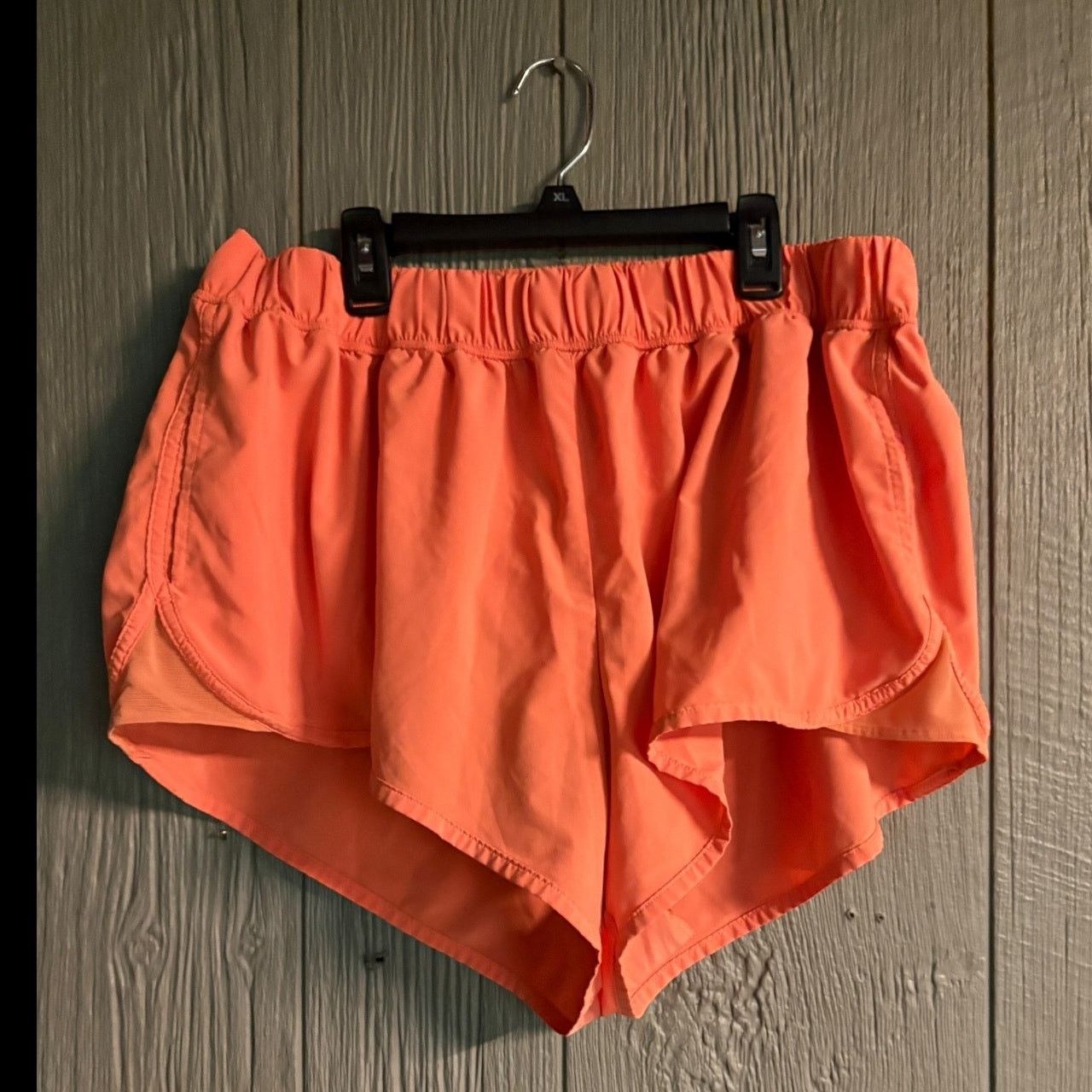 American Eagle Outfitters Women's Orange Shorts Size 42" / US 20 - 3 Thumbnail