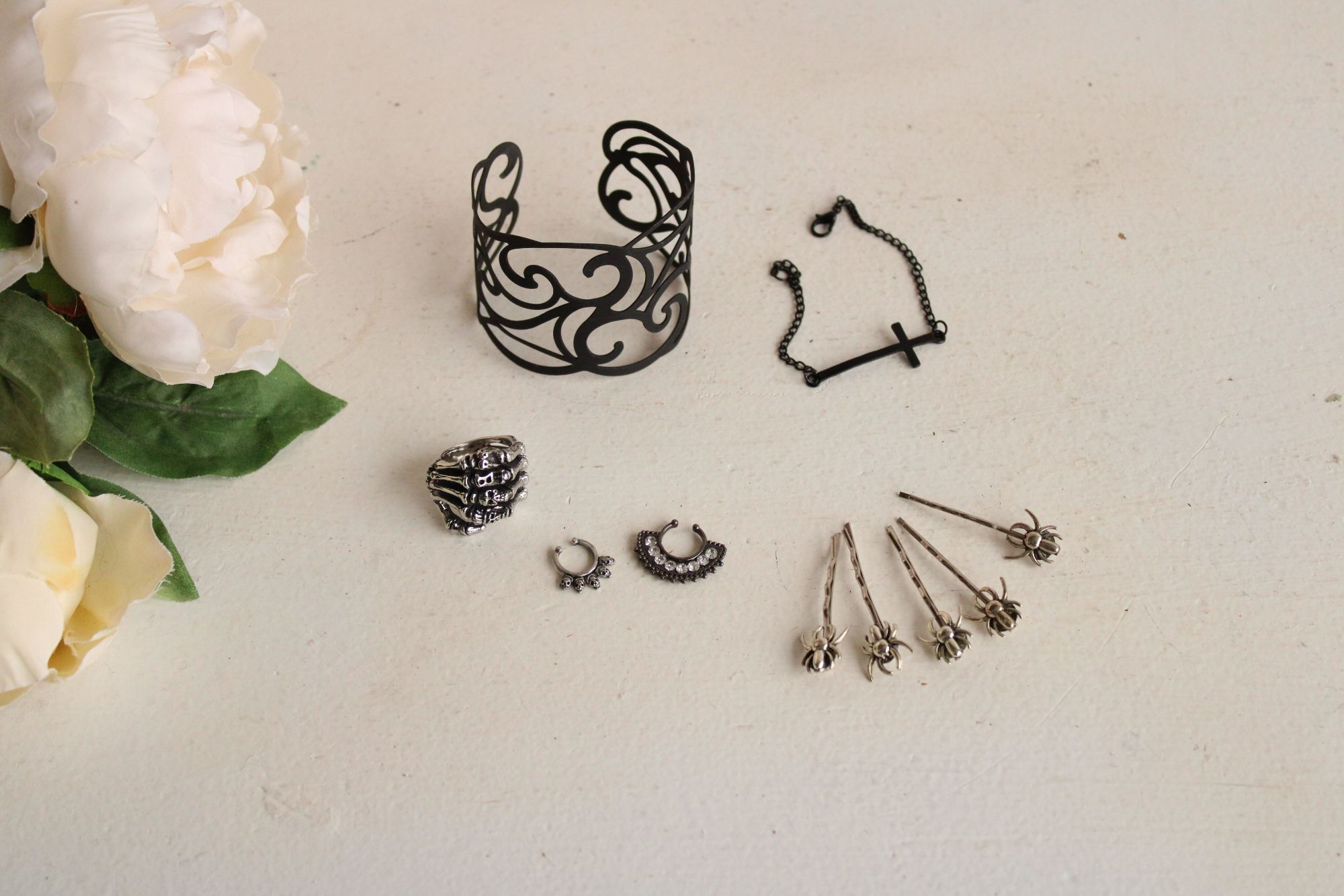 Other Jewelry Lot, Goth Style Bracelets, Skeleton ring, Spider hai Size ONE SIZE - 1 Thumbnail