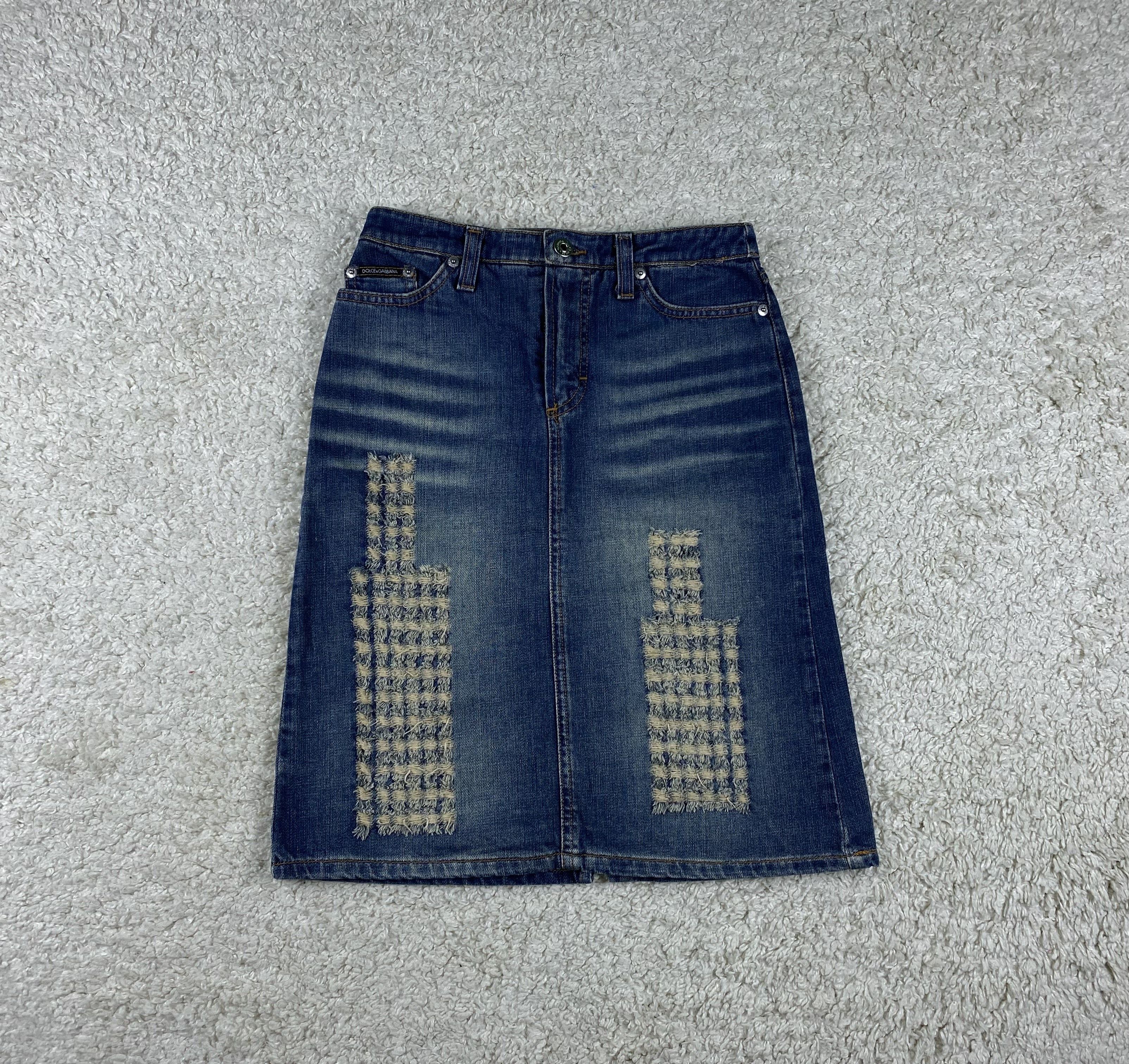 Dolce & Gabbana Dolce & Gabbana Women’s Blue Denim Distressed Skirt sz 26/40 Size 26" / US 2 / IT 38 - 1 Thumbnail