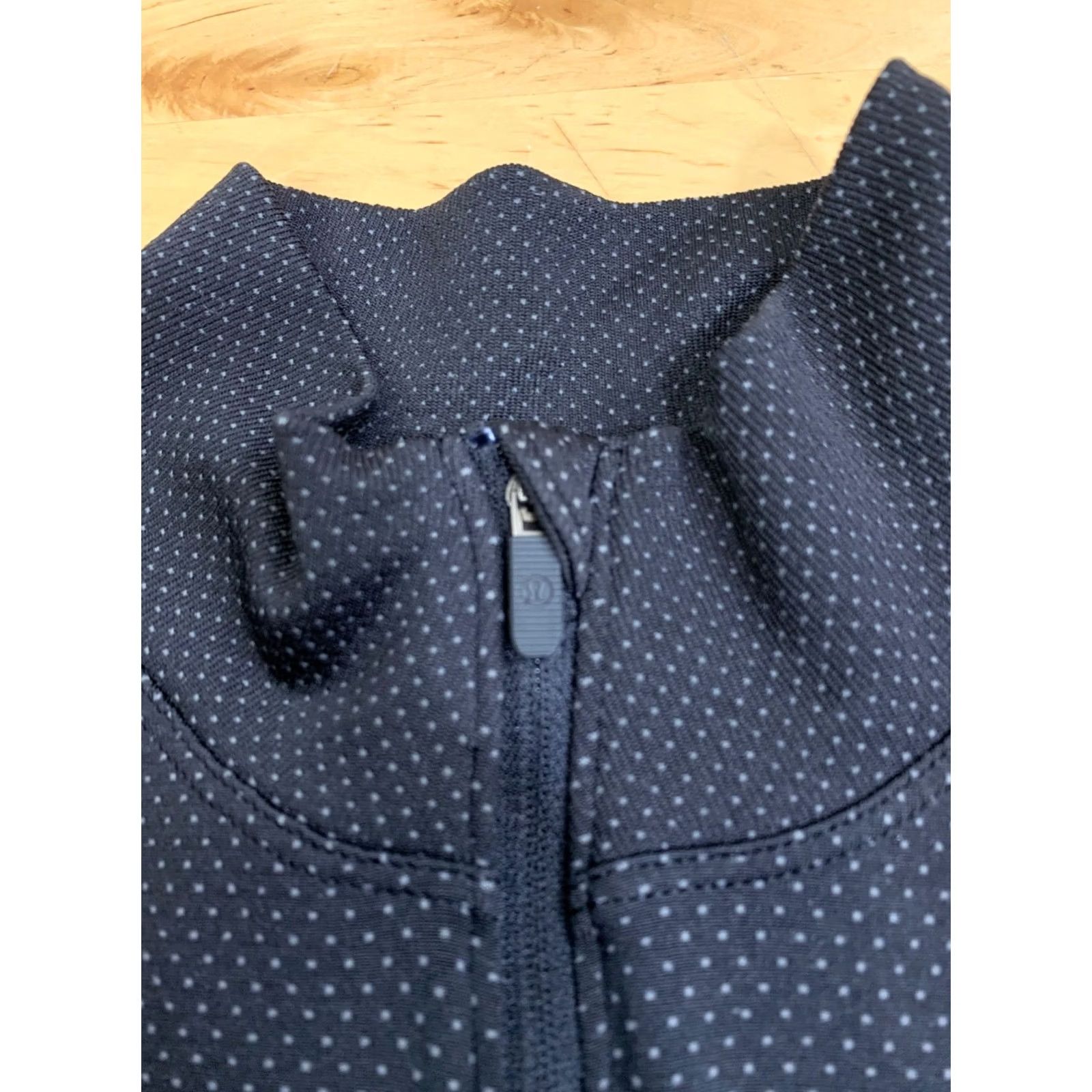 Lululemon Lululemon Swiftly Tech 1/2 Zip Women S Black Pullover Casual Activewear Size S / US 4 / IT 40 - 5 Thumbnail