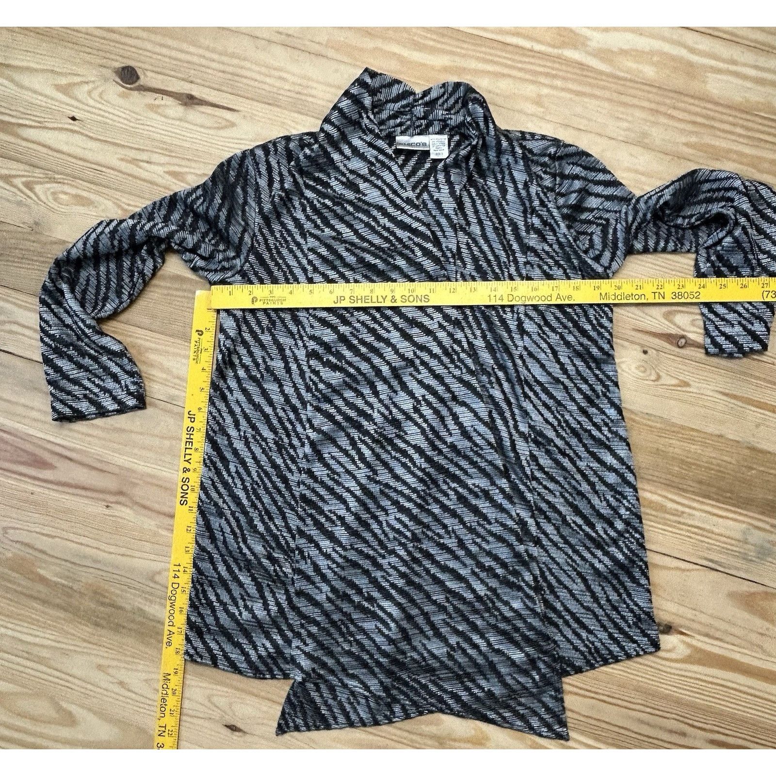 Chicos Chico’s Women’s Sz 0 Black & Grey Pattern Cardigan Size S / US 4 / IT 40 - 6 Thumbnail