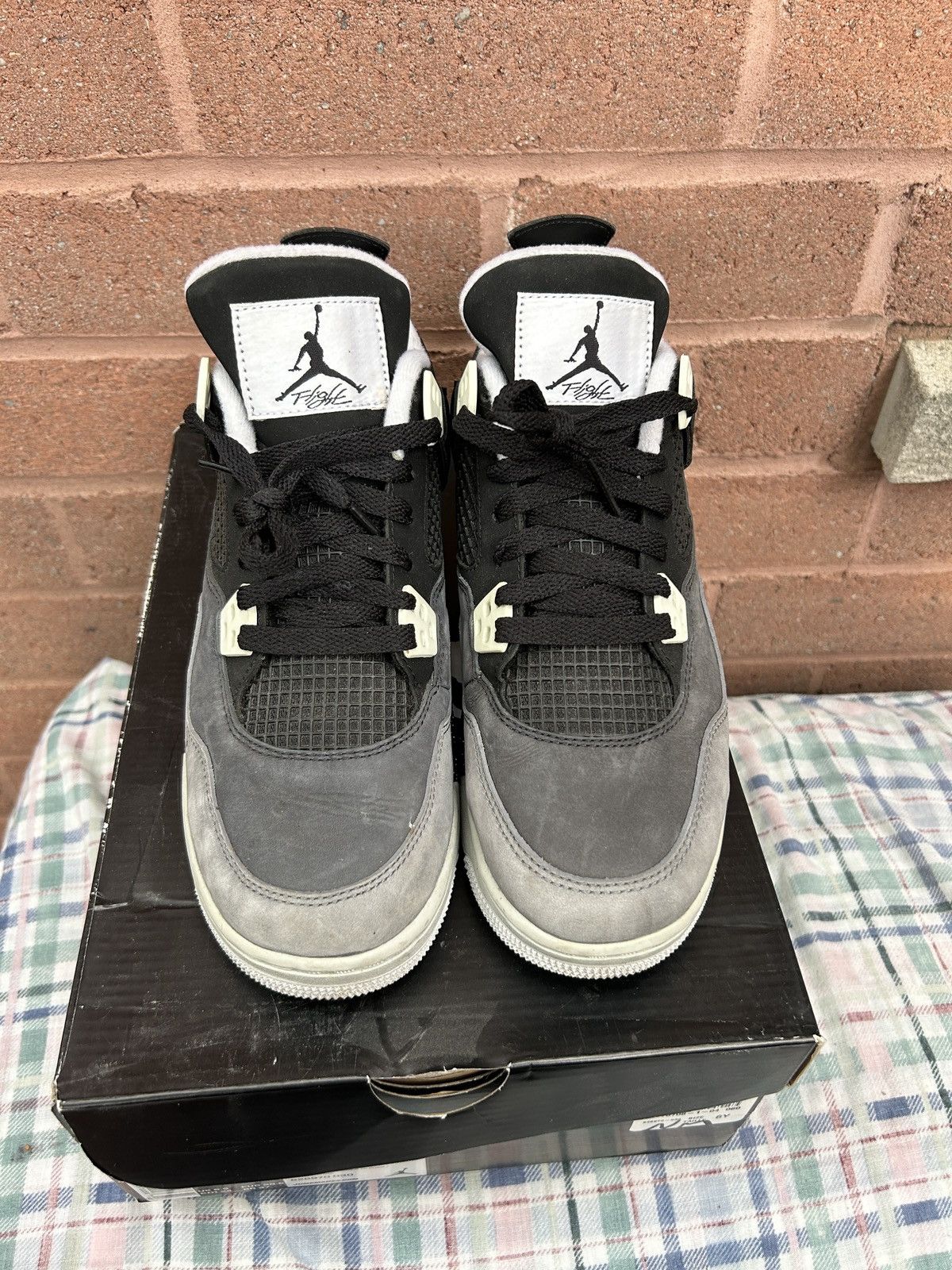 Jordan Brand × Nike Air Jordan 4 Retro Fear Pack Size US 6 / EU 39 - 2 Thumbnail