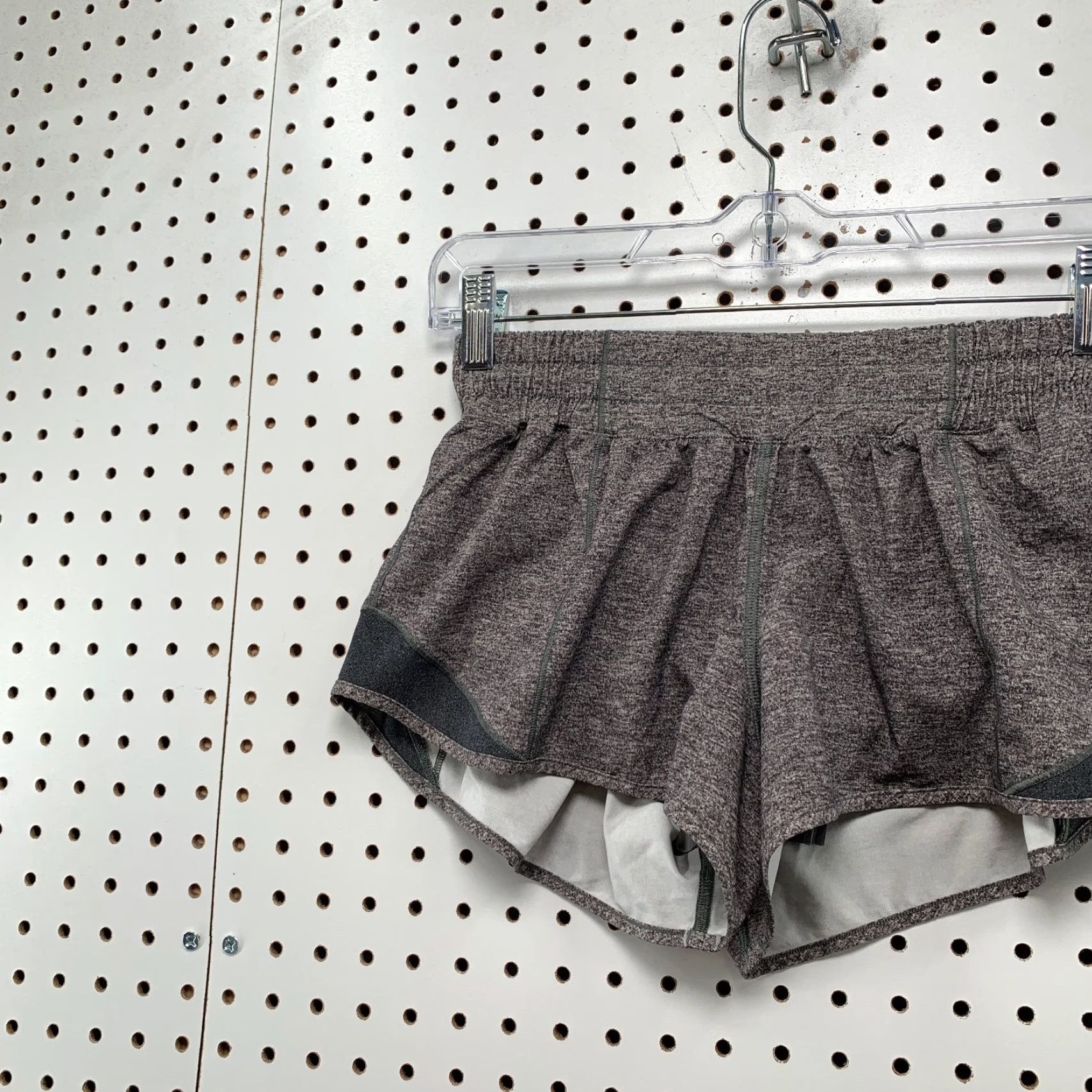 Lululemon Lululemon Athletic Active Shorts Womens Size 4 Gray Elastic Waist Run Yoga Size 27" / US 4 / IT 40 - 7 Thumbnail