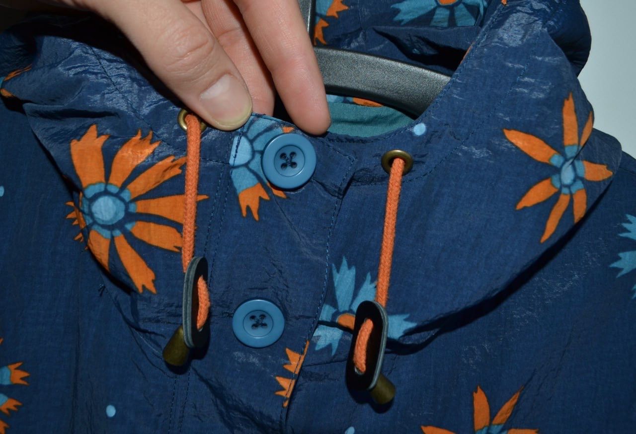 Japanese Brand Gudrun Sjoden Jacket Flowers Raincoat Hooded Size S Size S / US 4 / IT 40 - 4 Thumbnail