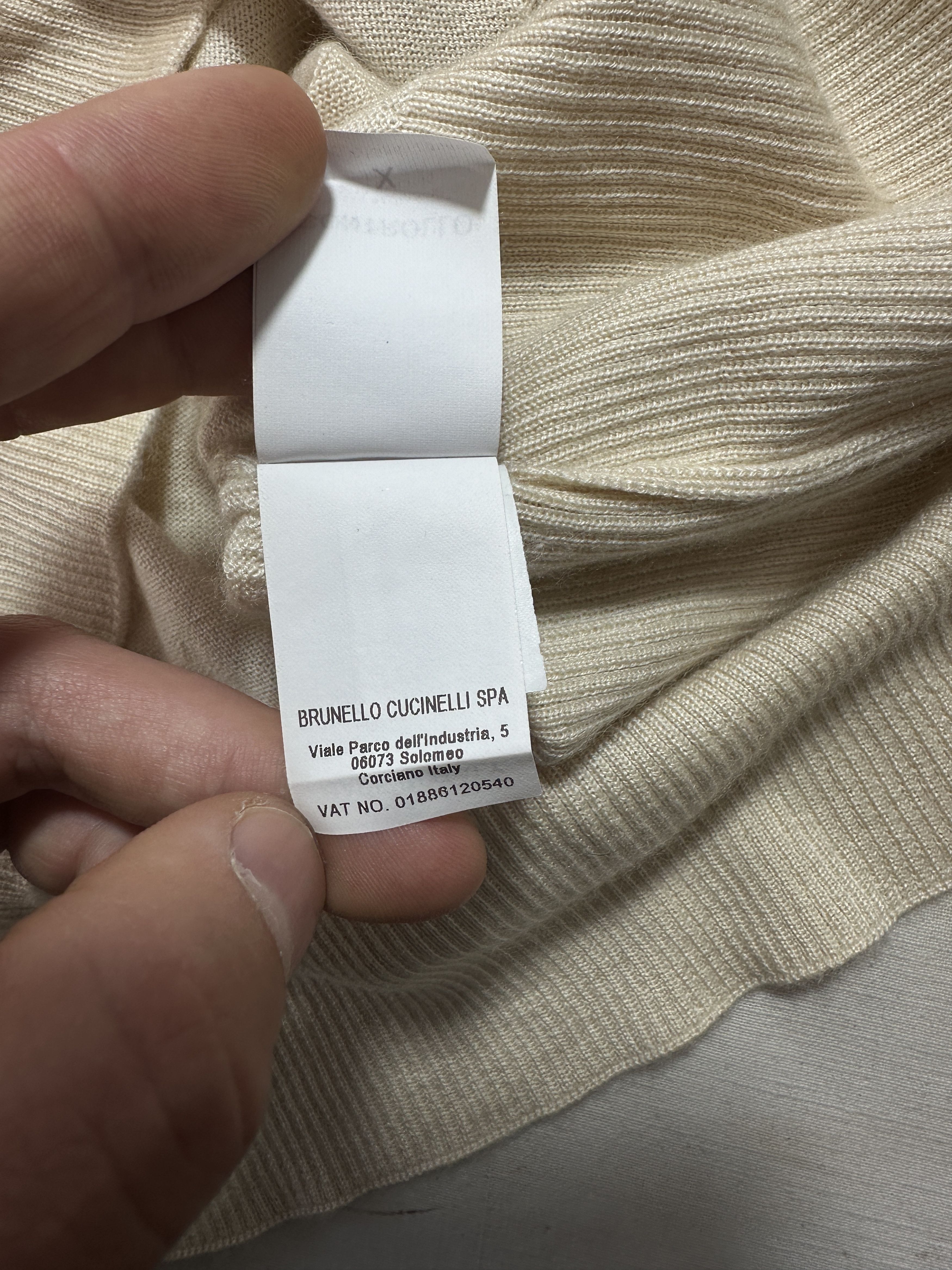 Brunello Cucinelli Brunello Cucinelli Cashmere V-Neck Sweater Tailored Size M Size M / US 6-8 / IT 42-44 - 14 Thumbnail