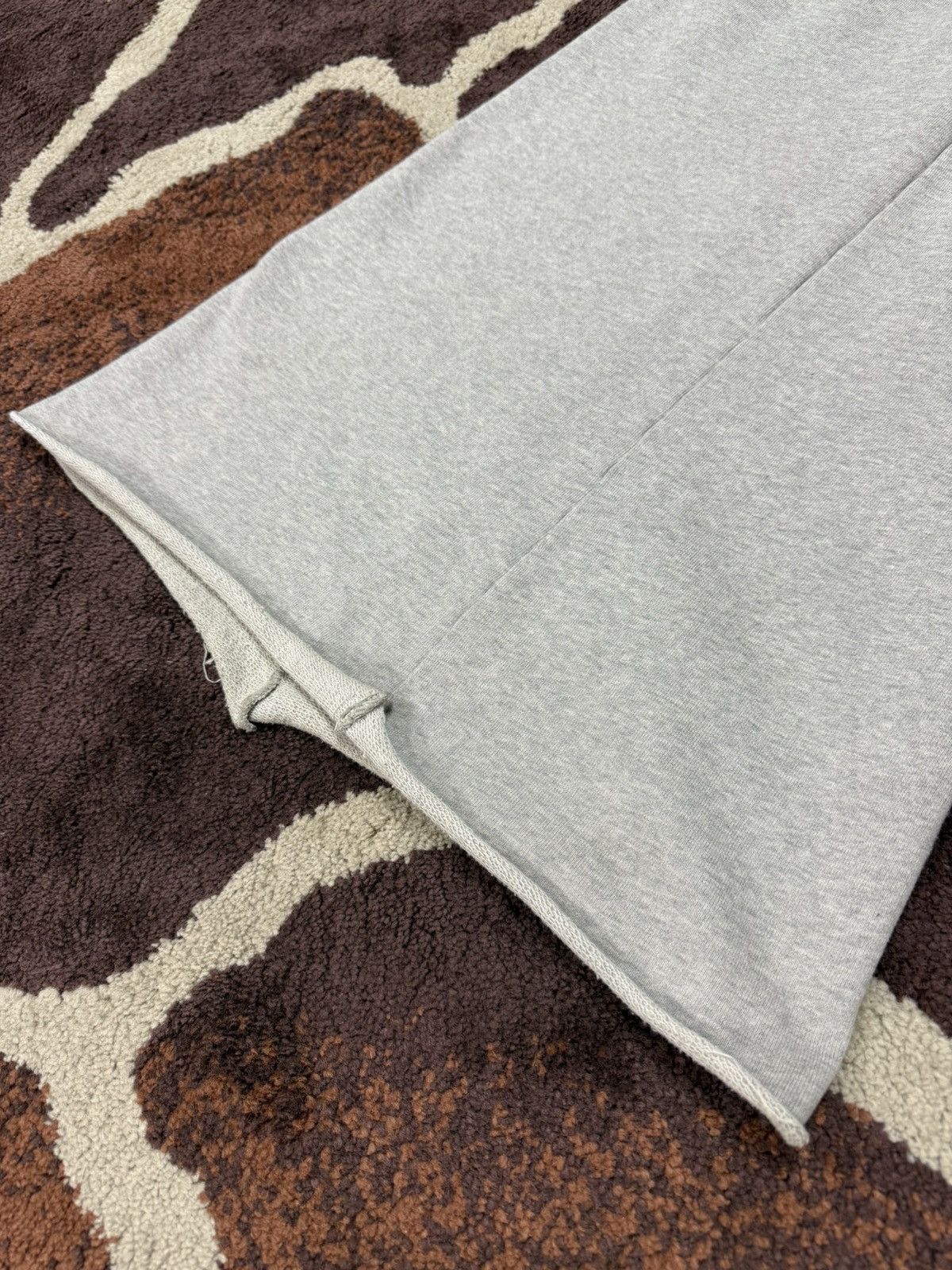 Vetements Vetements FW2017 Megaflare Sweatpants Size US 28 / EU 44 - 3 Thumbnail