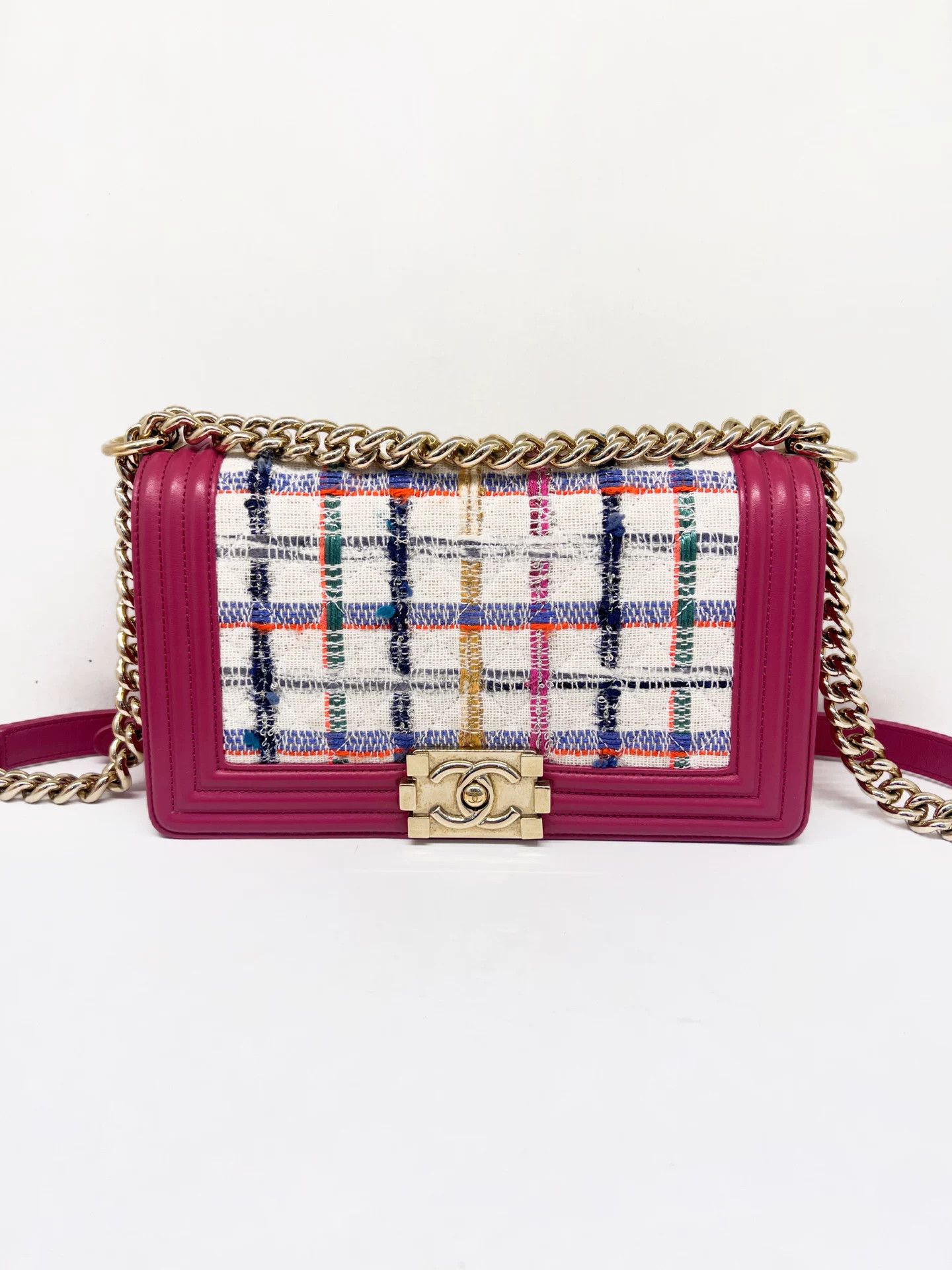 Chanel Pre-loved Bag Very good condition Size ONE SIZE - 1 Thumbnail