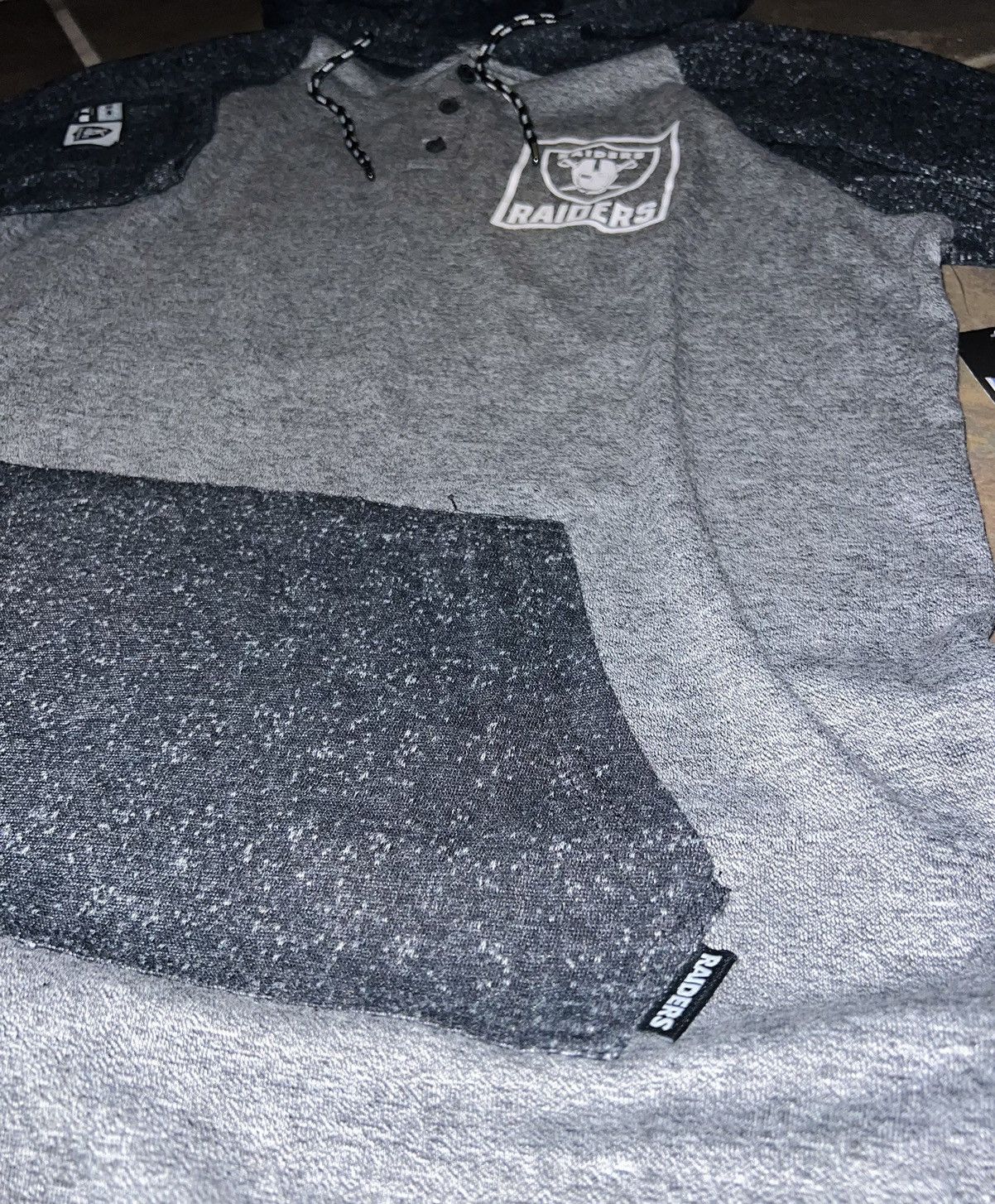 NFL Oakland Raiders Official Lightweight Hoodie Size US L / EU 52-54 / 3 - 3 Thumbnail