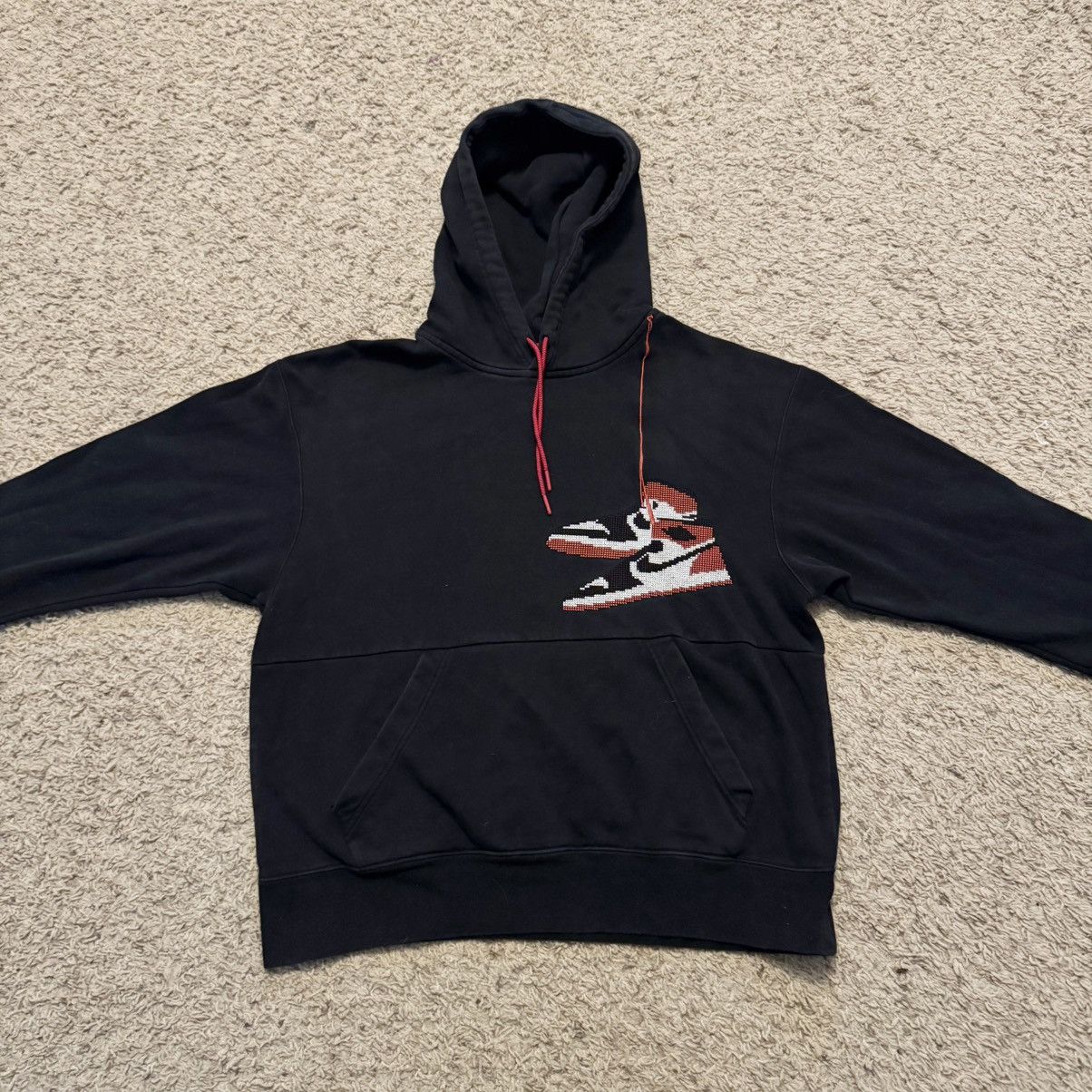 Jordan Brand VINTAGE NIKE JORDAN BRAND SNEAKER HOODIE Size US M / EU 48-50 / 2 - 2 Thumbnail
