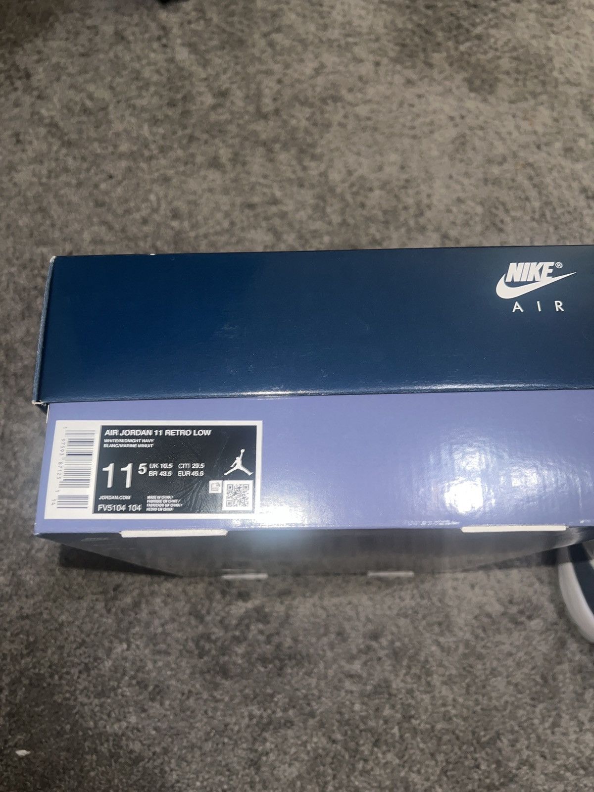 Jordan Brand × Nike Air Jordan 11 Retro Low "Diffused Blue" Size US 11.5 / EU 44-45 - 6 Thumbnail