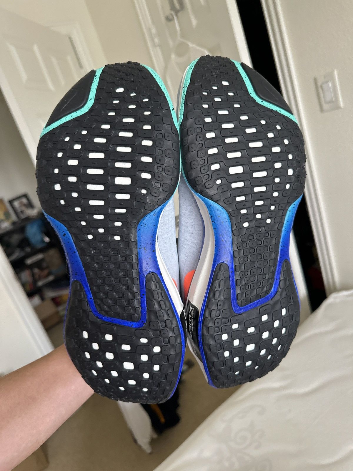 Nike Nike Invincible 3 Size US 10 / EU 43 - 3 Thumbnail