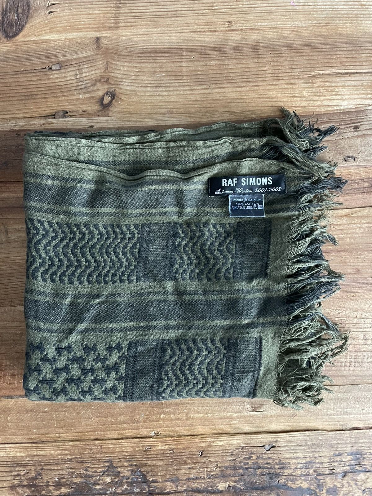 Raf Simons RAF SIMONS RIOT 2001 PATCH SCARF | Grailed