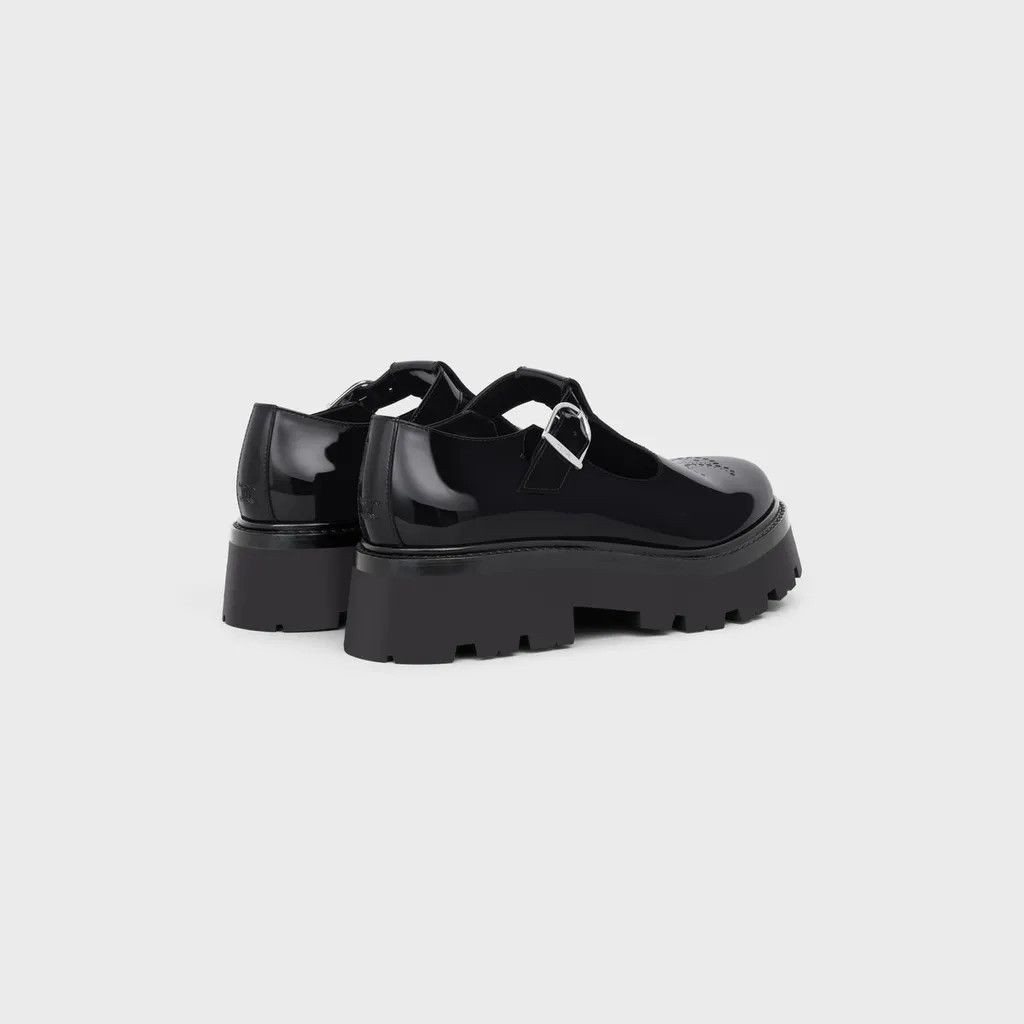 Celine o1bcso1str0724 Triomphe Perforated Patent Calfskin Black Size US 8 / IT 38 - 2 Thumbnail