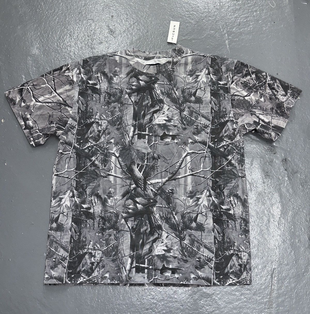 Pacsun Grey camo t shirt large Size US L / EU 52-54 / 3 - 1 Thumbnail