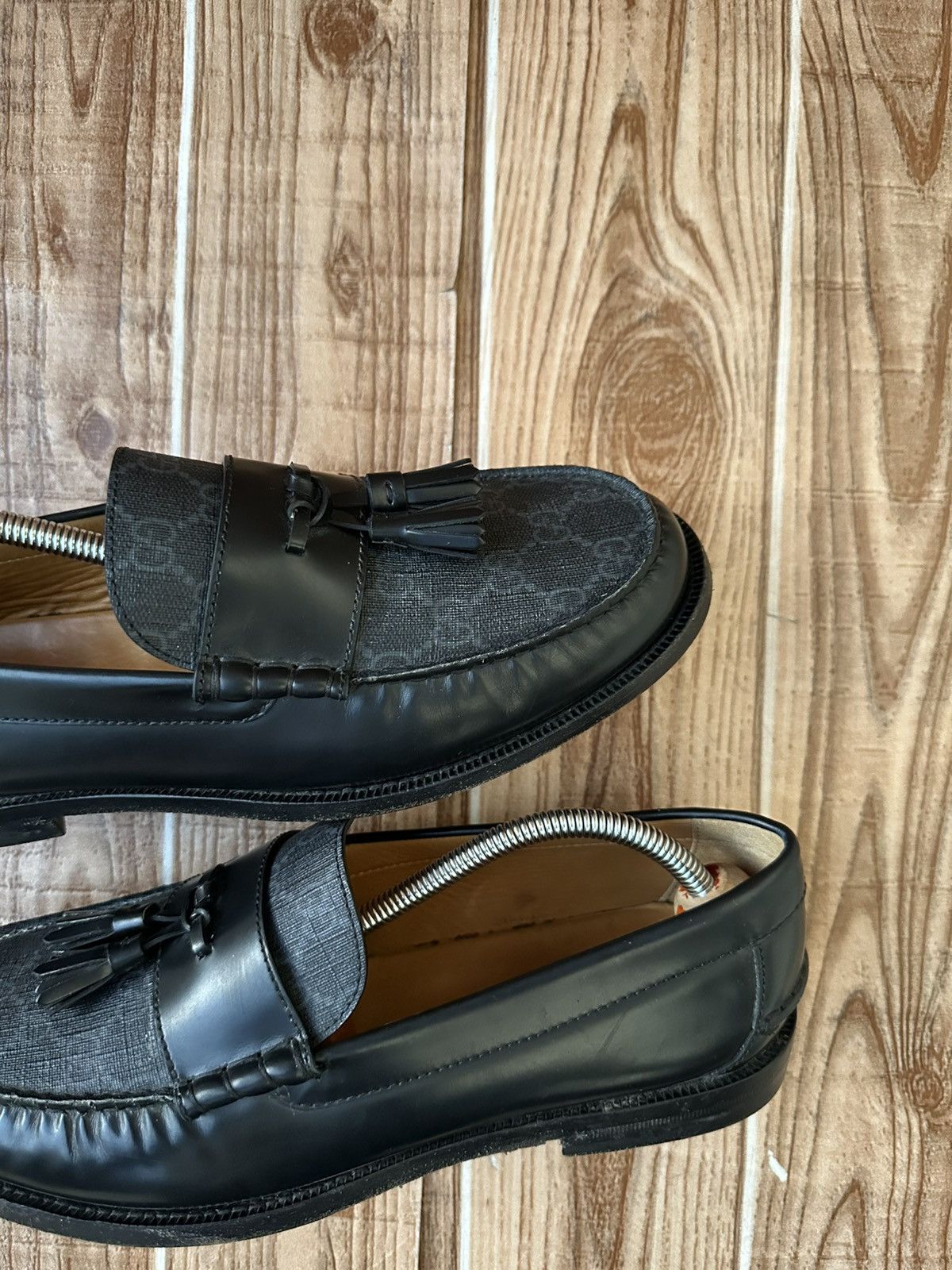 Gucci Gucci GG Logo Black Tassel Leather Loafers Size US 9.5 / EU 42-43 - 15 Thumbnail