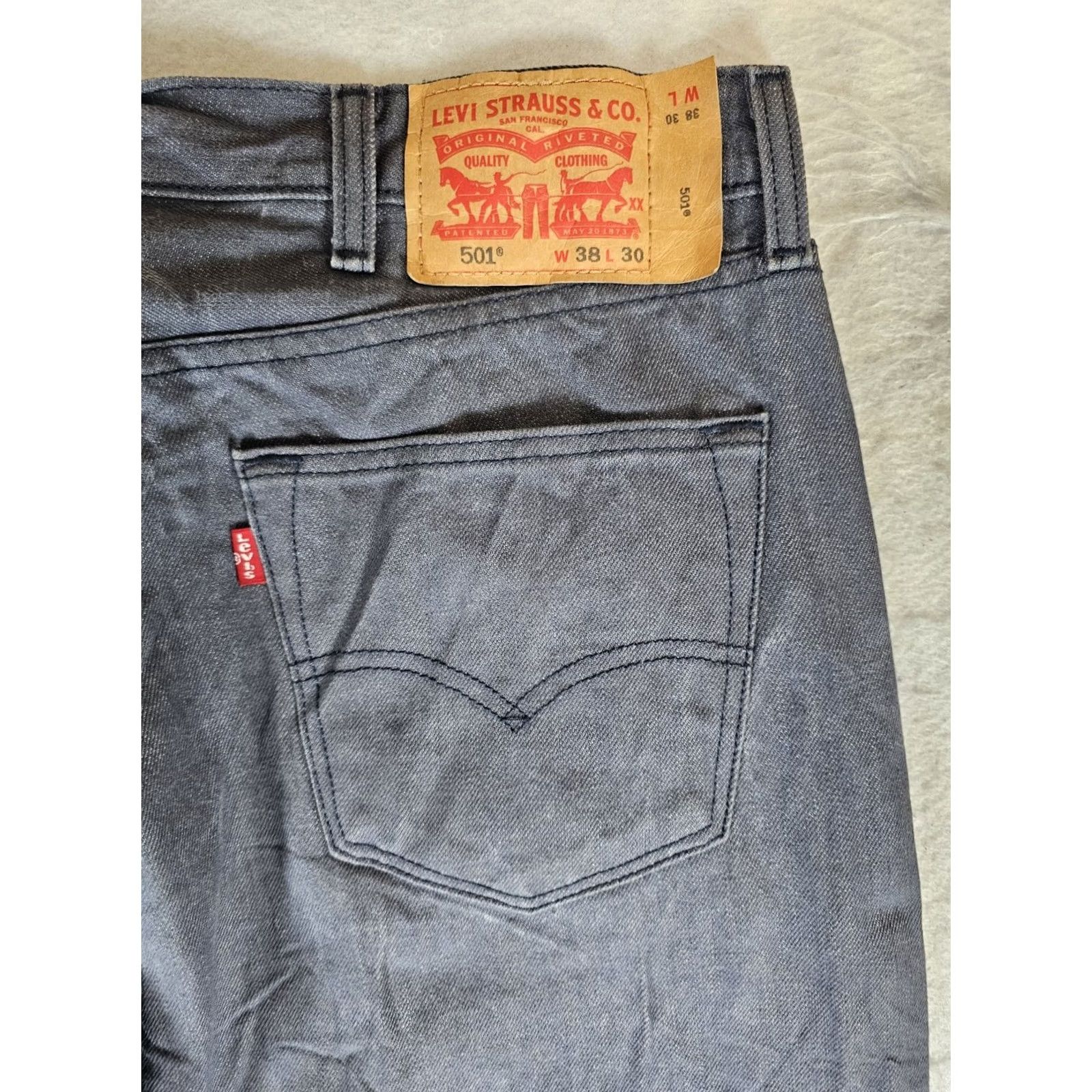 Levi's VINTAGE Levi's 501 Jeans Straight Leg Button Fly Denim Jeans Dark Blue Mens 38x30 - 90s Retro Cotton Regular Style Regular Natural Blue 5-Pocket Mens Size US 38 / EU 54 - 6 Thumbnail
