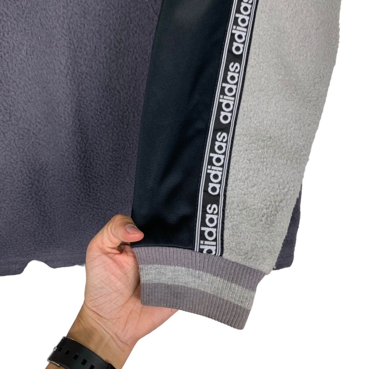 Adidas ADIDAS Trefoil Embroidery Big Logo Fleece Jumper #0935-C42 Size US M / EU 48-50 / 2 - 12 Thumbnail