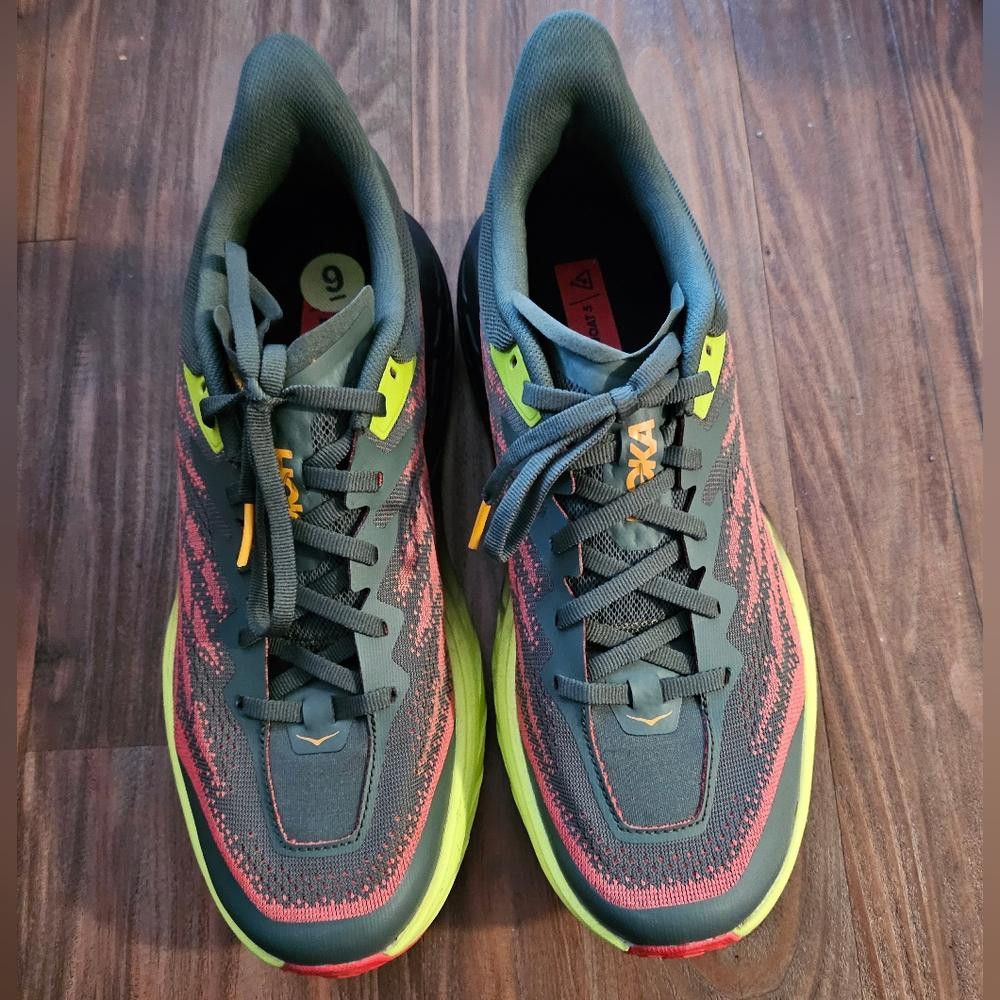 Hoka Hoka One One Speedgoat 5 Thyme Fiesta Size US 9 / EU 42 - 1 Thumbnail