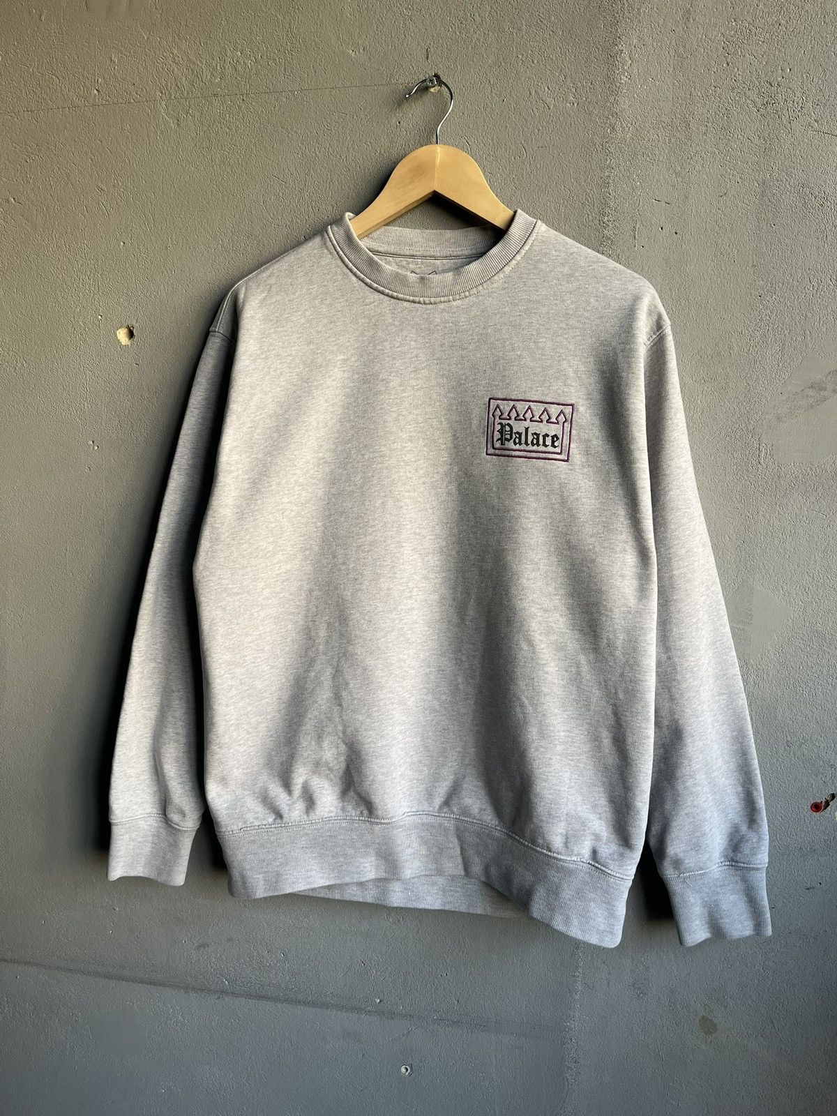 Palace Gated cheapest Community Crewneck